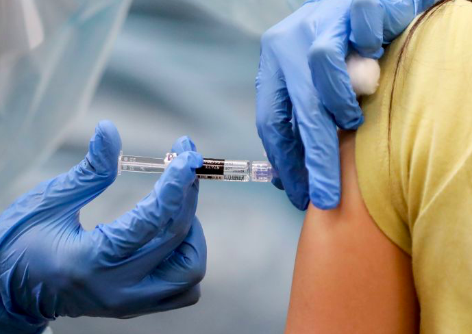 Ilustrasi - Vaksinasi Covid-19