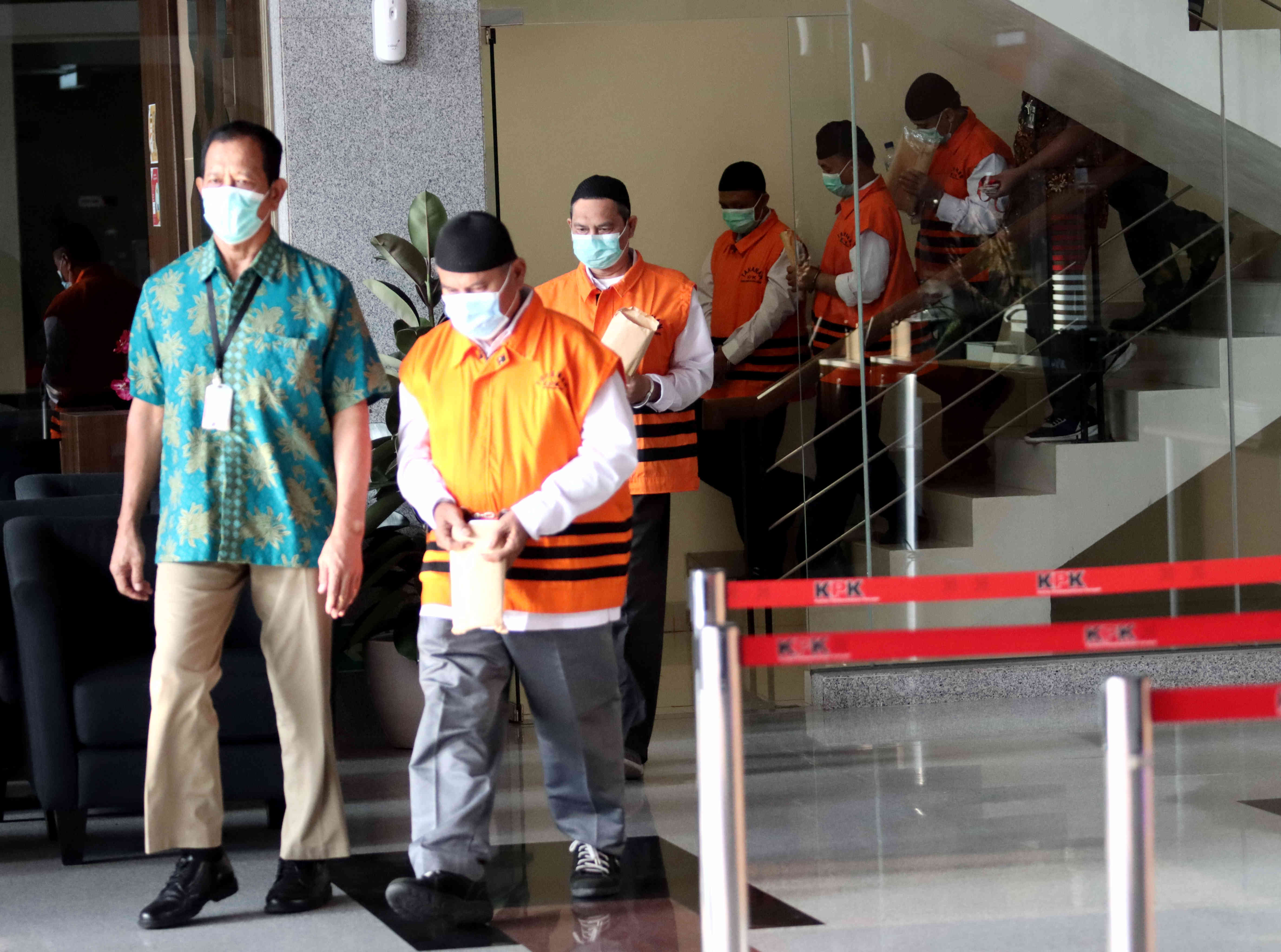 Para tersangka gratifikasi jabatan di Probolinggo