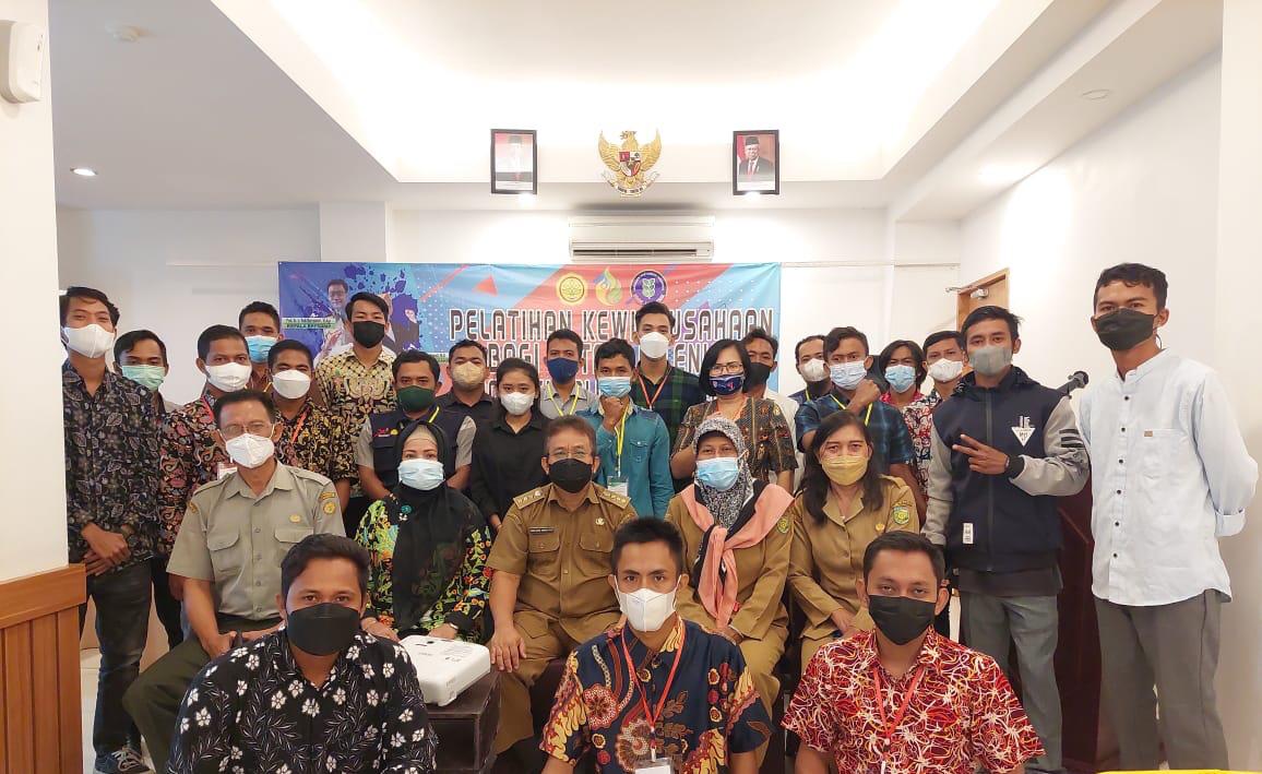 Kementan sudah melaksanakan pelatihan kewirausahaan untuk 800 petani milenial.