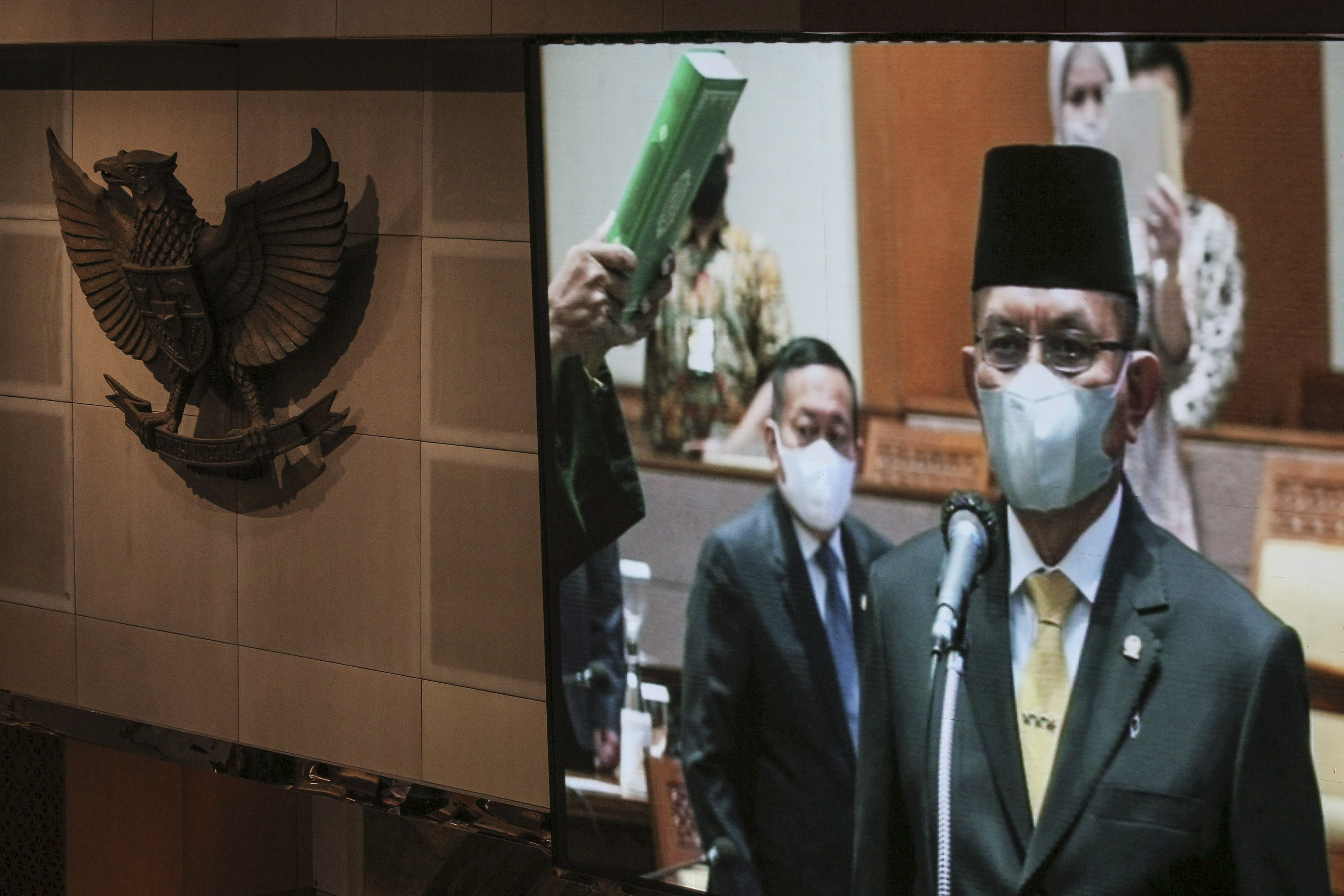 DPR Bersikukuh Berangkat Studi Banding ke Luar Negeri