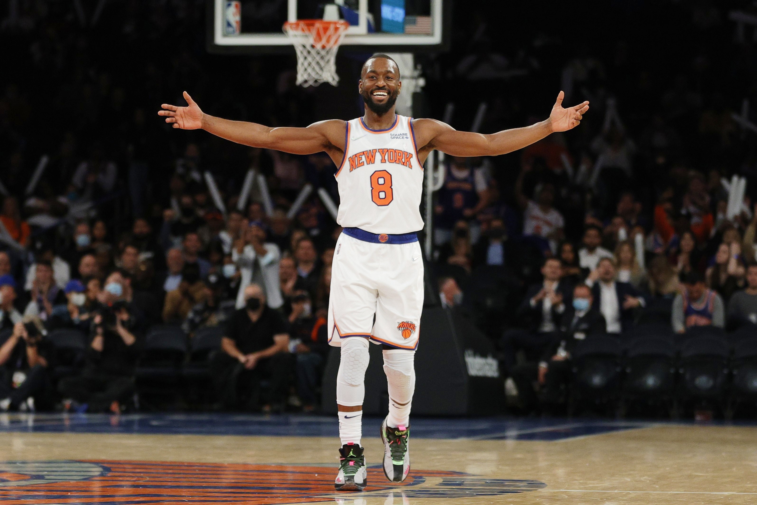 Kemba Walker sukses membawa skuad New York Knicks mengalahkan Philadelphia 76ers, Rabu (27/10) WIB.