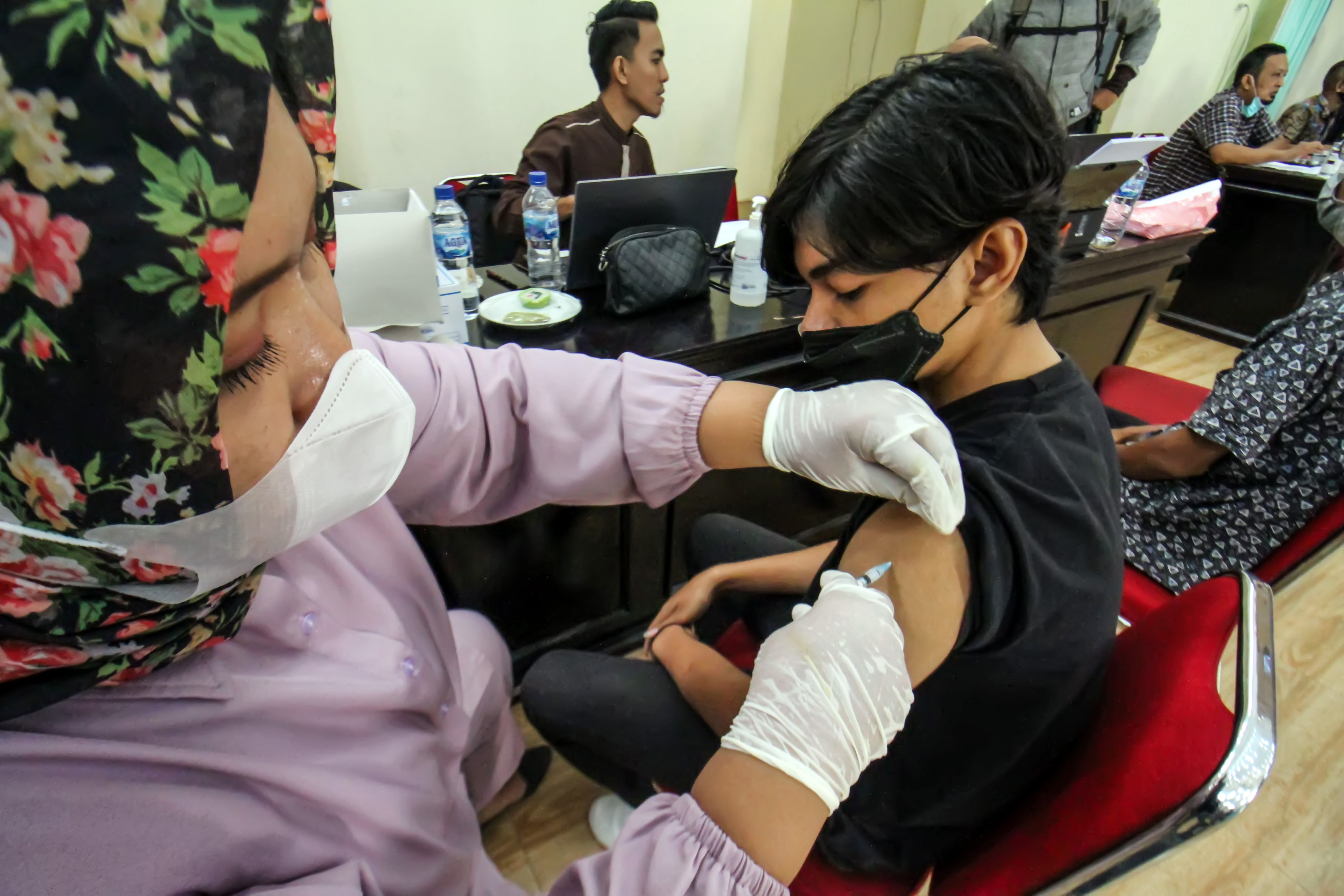 73 Juta Orang Indonesia telah Disuntik Vaksin Dosis Lengkap