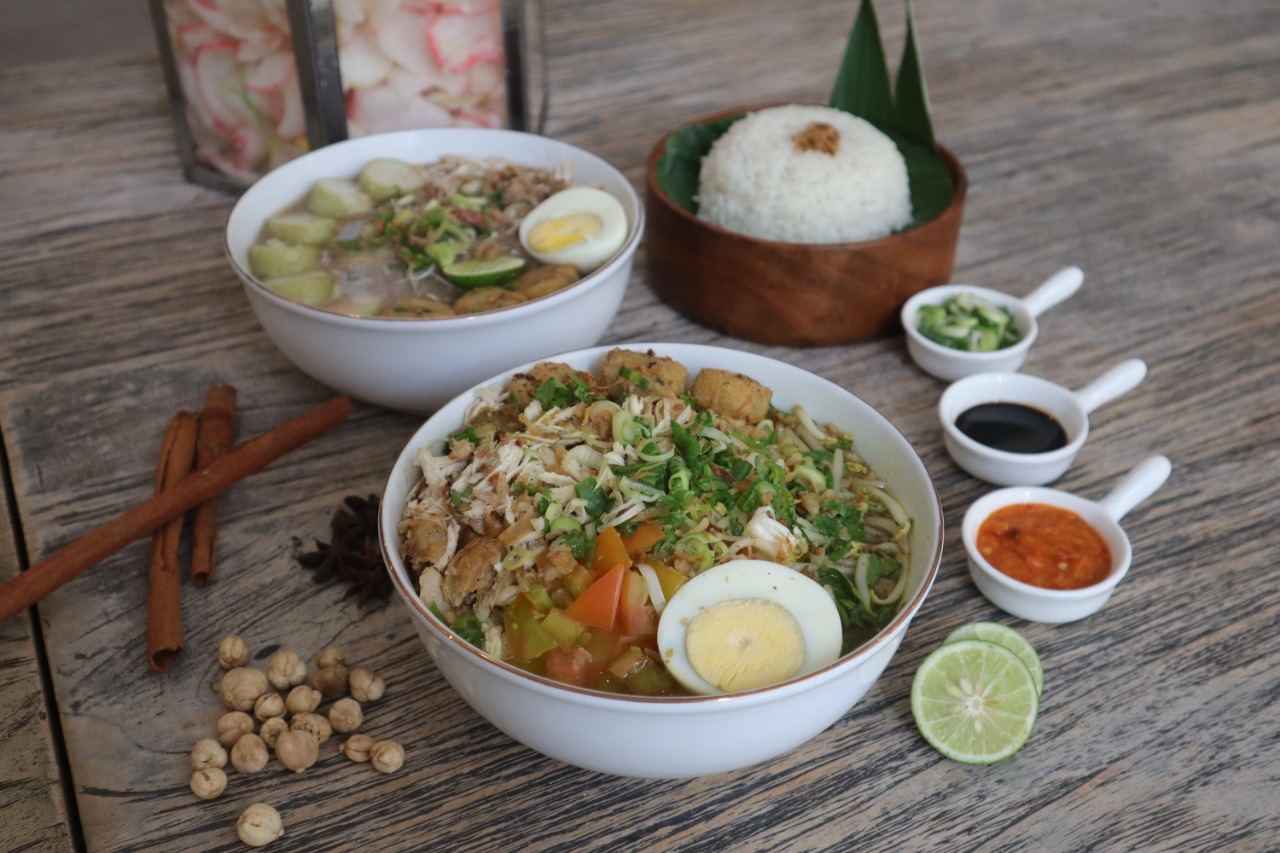 Hotel Allium Tangerang menawarkan promo aneka soto dengan cita rasa khas Nusantara. 