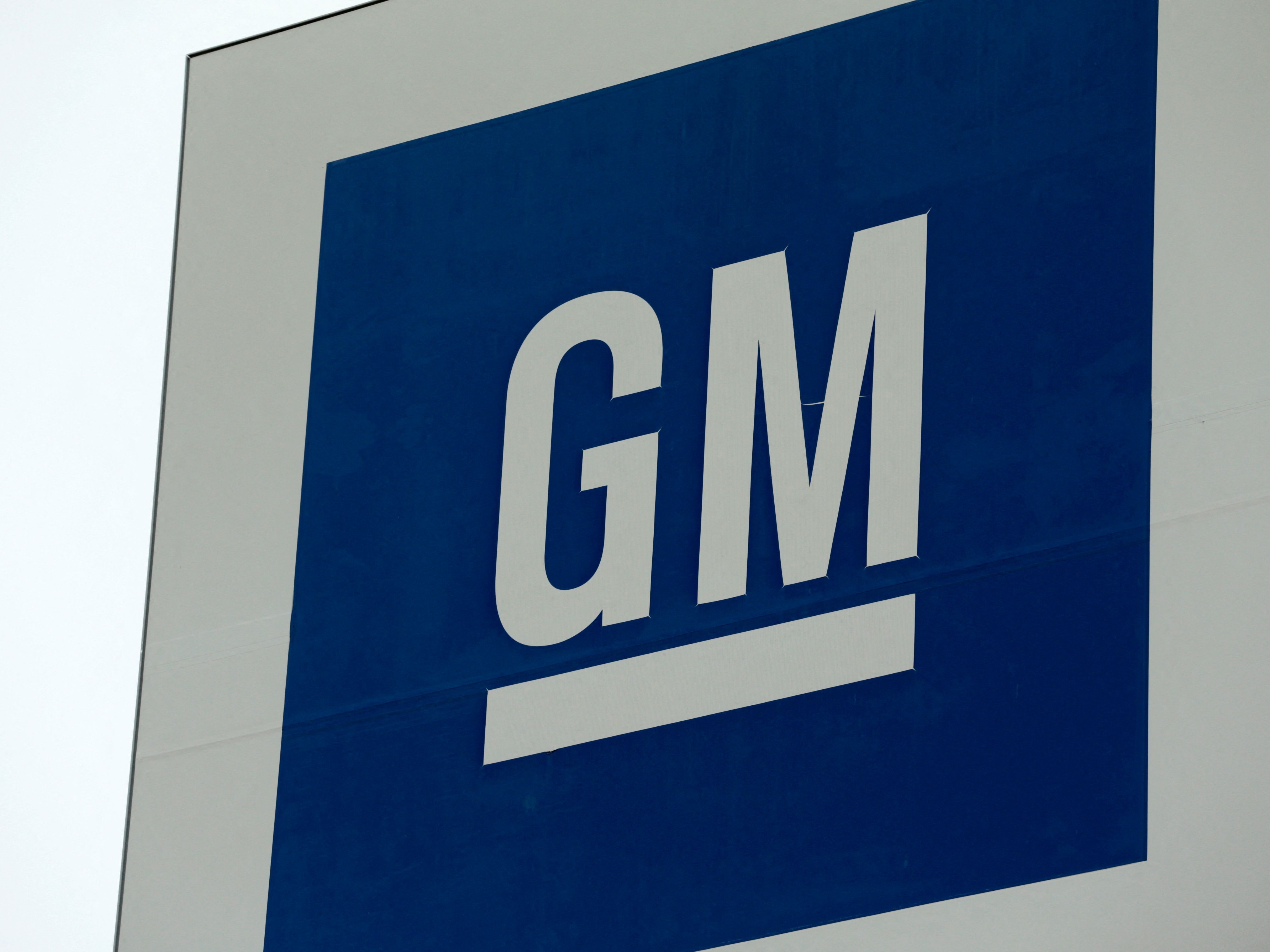 Logo General Motors.