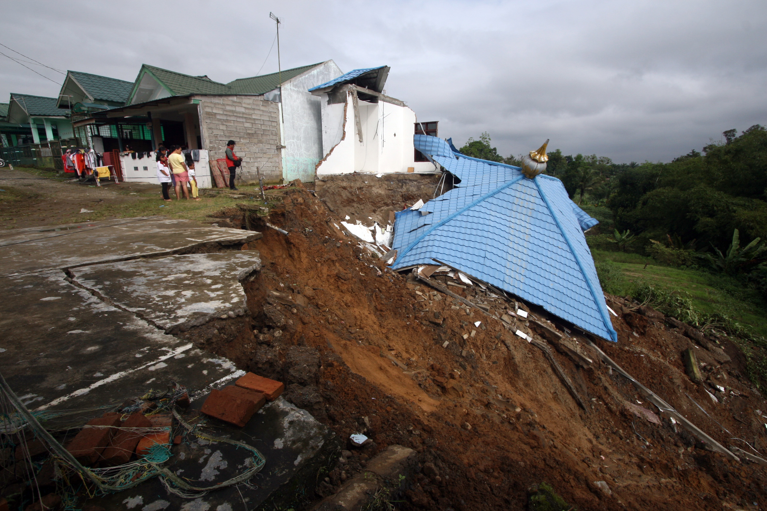 LONGSOR: Pantauan dari inaRISK, Sibolangit termasuk wilayah dengan potensi tanah longsor dengan kategori sedang hingga tinggi
