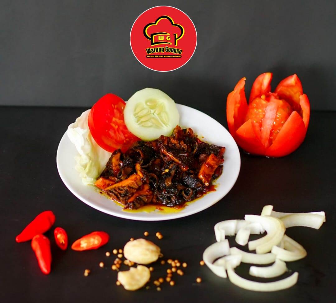 Warung Gongso mengadopsi pembayaran digital seperti ShopeePay. 