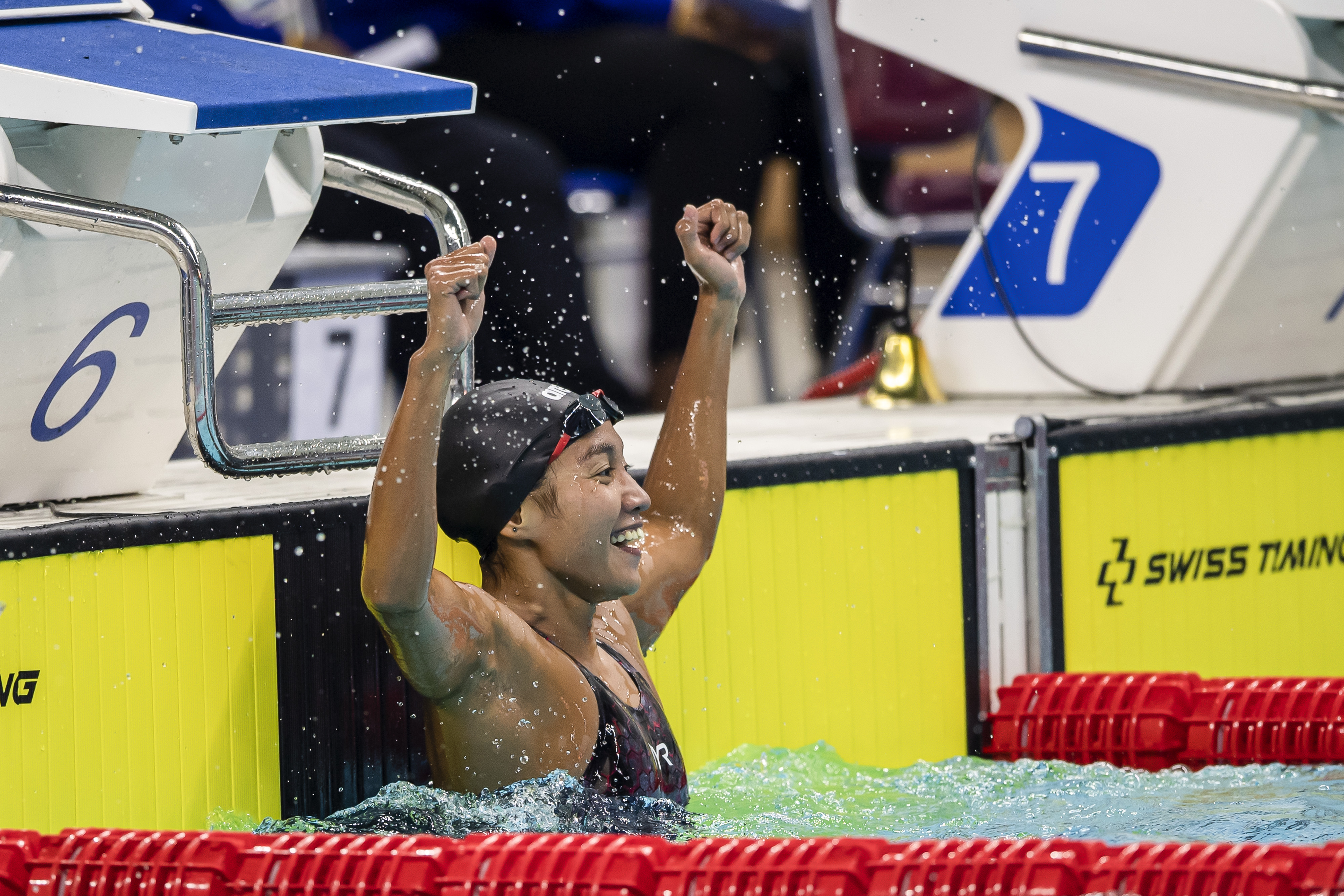 Perenang putri Jawa Timur Adinda Larasati Dewi menjadi salah satu atlet yang meraih medali terbanyak di PON XX Papua.