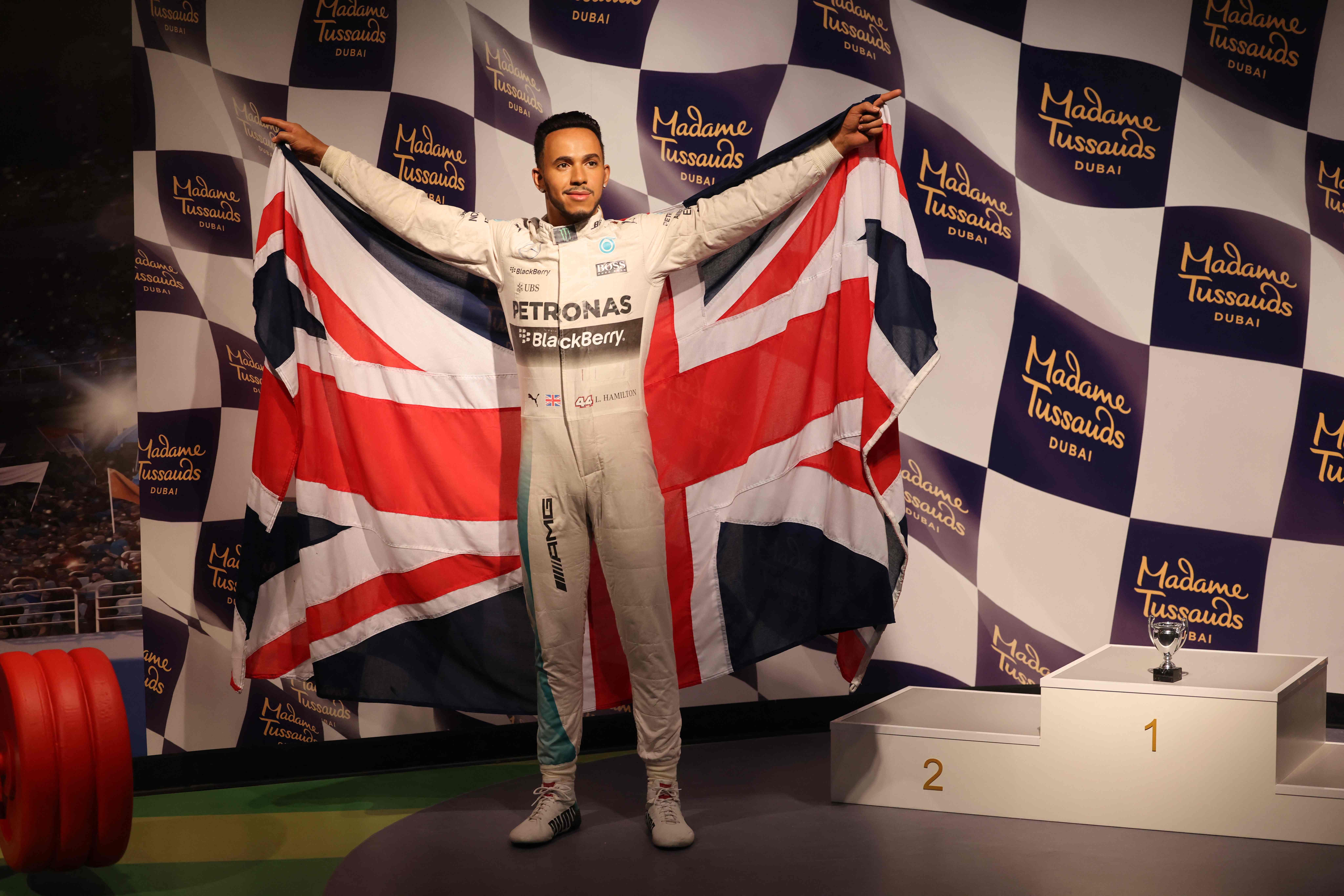 Patung lilin pembalap F1 Lewis Hamilton menjadi salah satu koleksi musem Madame Tussauds Dubai.