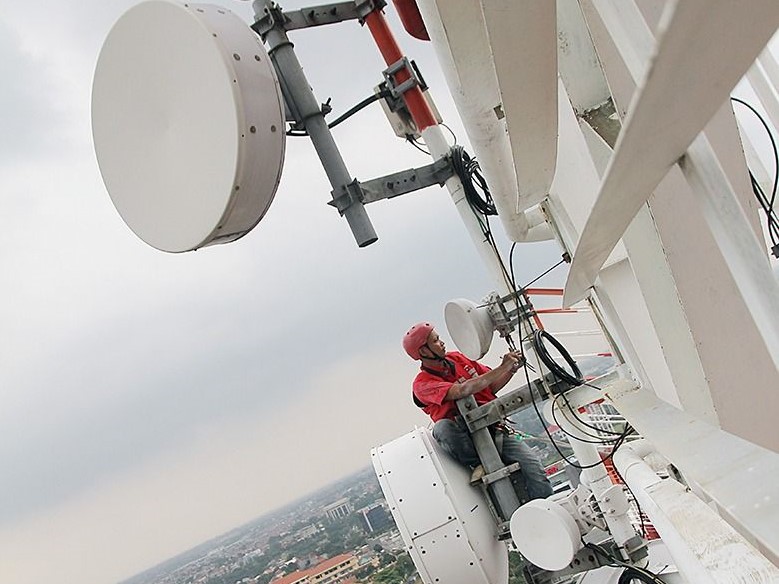 Konsolidasi Industri Telekomunikasi Untungkan Konsumen