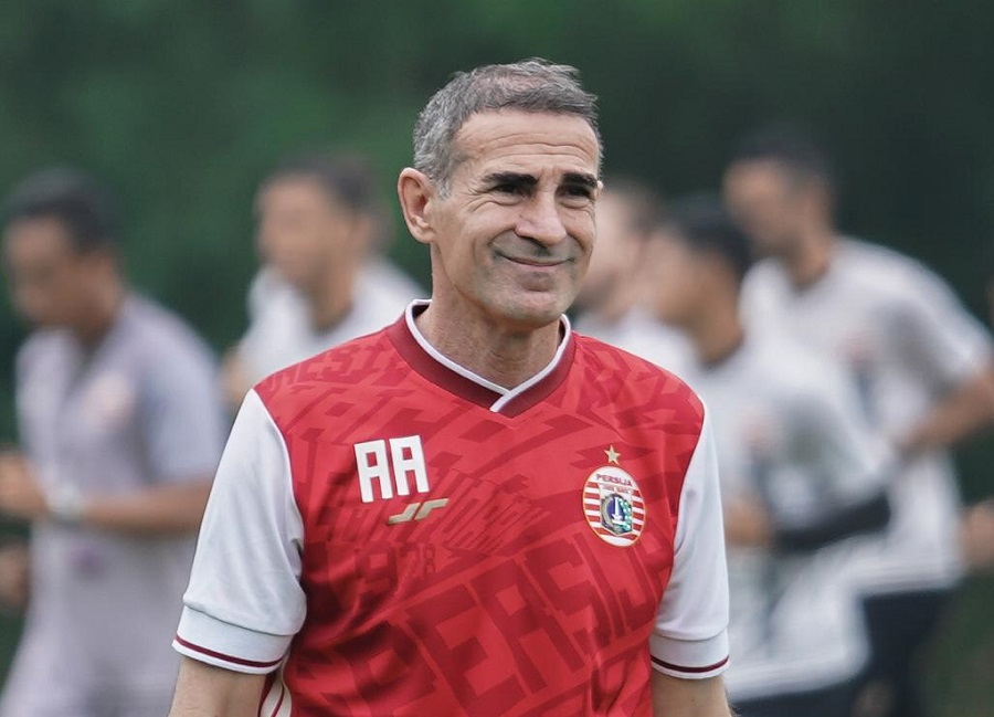 Pelatih Persija, Angelo Alessio, memastikan anak asuhnya harus segera bersiap kontra Persik Kediri, pada Sabtu (30/10) besok.