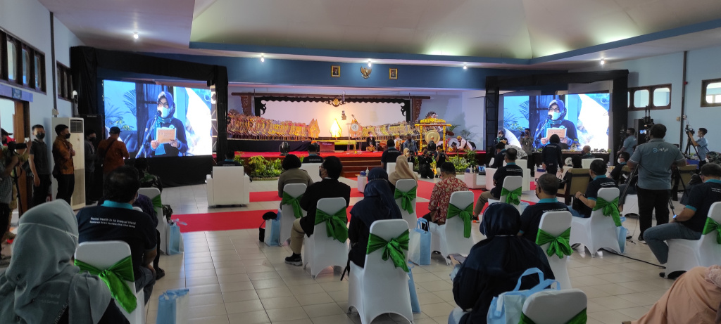 Plt Dirjen P2MK Maxin Rain saat perayaan Hari Kesehatan Mental Sedunia 2021 di RSJ Solo, Minggu (10/10/2021).