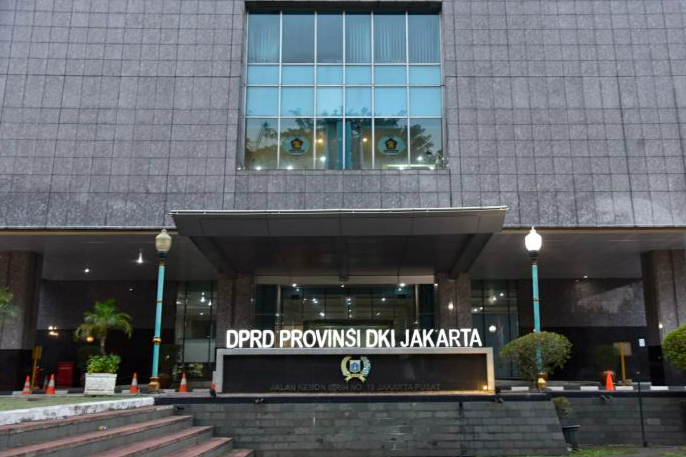Gedung Dewan Perwakilan Rakyat Daerah (DPRD) di kawasan Kebon Sirih, Jakarta Pusat.