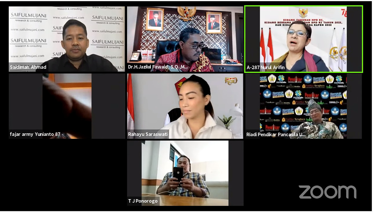 Acara pemaparan hasil survei terbaru Saiful Mujani Research Center (SMRC) melalui Zoom Meeting.