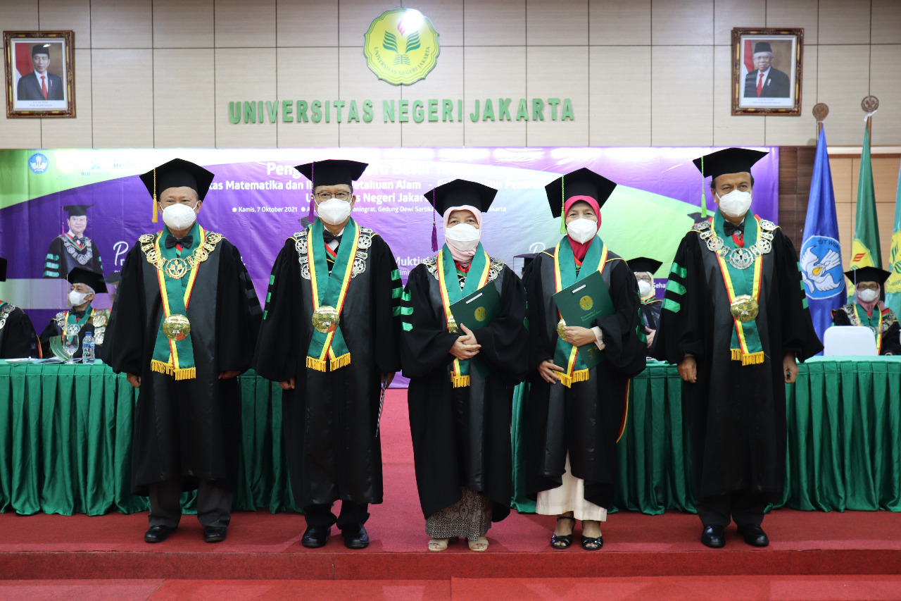 UNJ Kukuhkan Guru Besar FMIPA dan Fakultas Ilmu Pendidikan 