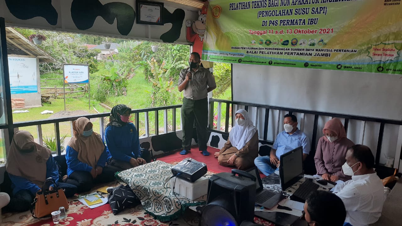 Pelatihan Teknis Bagi Non Aparatur angkatan XXXIV yang diselenggarakan di P4S Permata Ibu, Kota Padang Panjang, Sumbar.