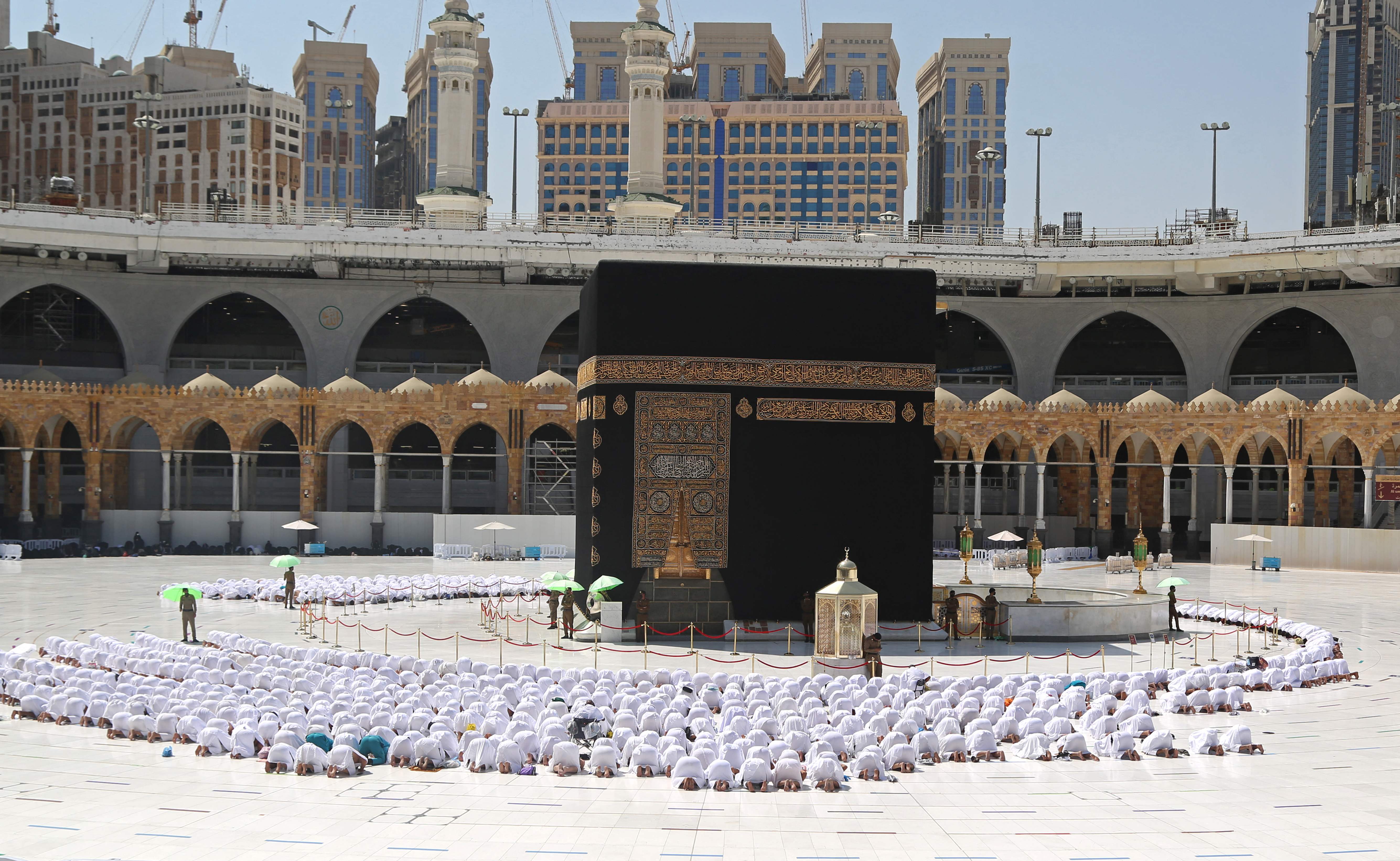 Ka'bah di komplek Masjidil Haram, Mekah, Arab Saudi