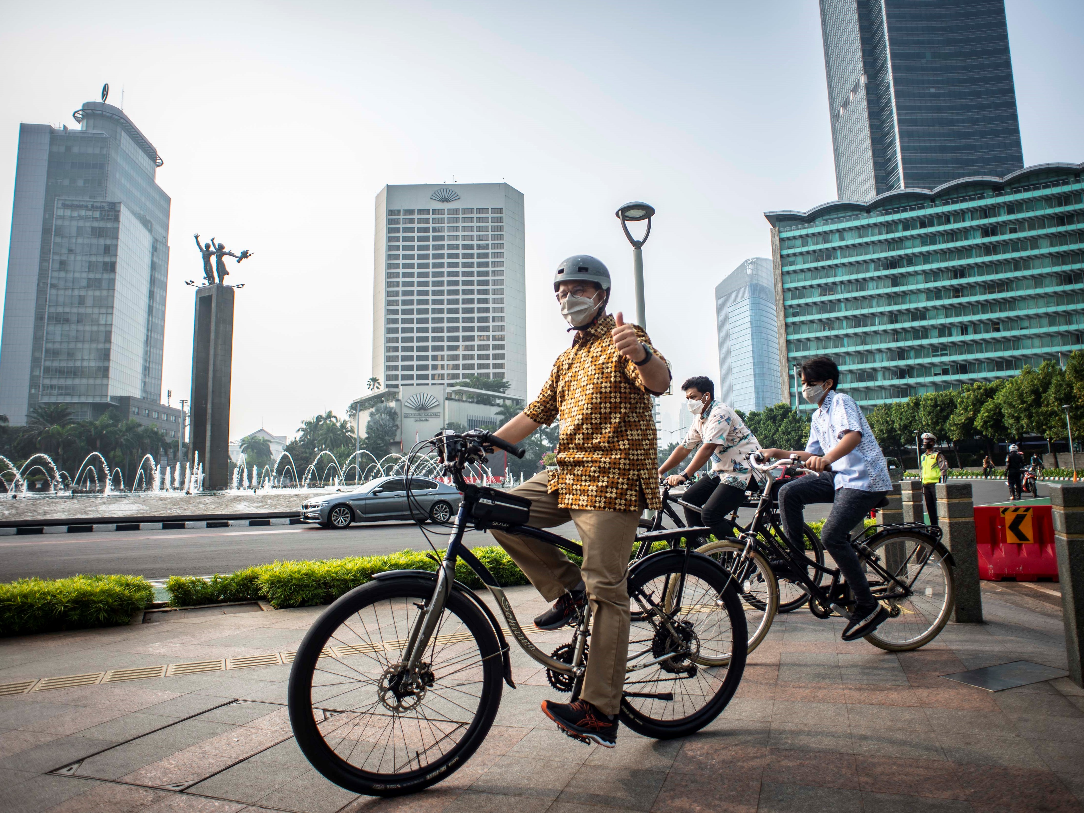 Lantik Pejabat Baru, Anies Minta Tuntaskan Target hingga 2022