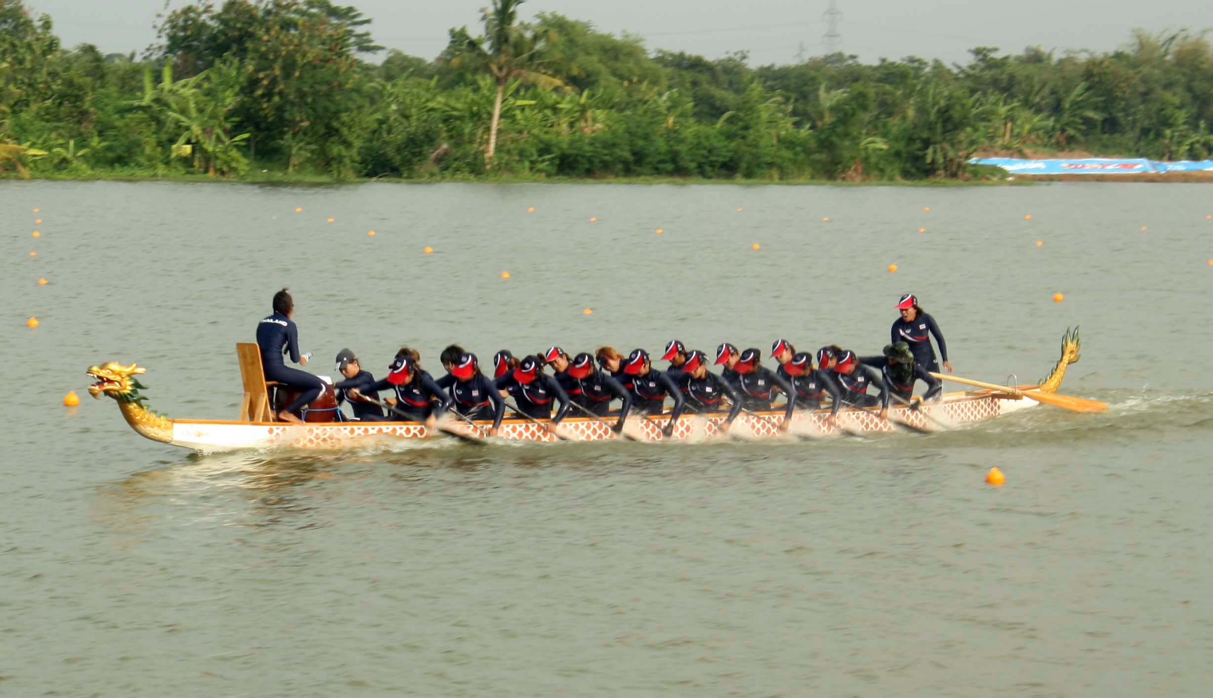 Ilustrasi: Cabor dayung, nomor Tradisional Boat Race 