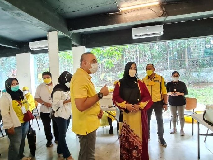 Untuk periode kedua ini, ada tambahan vaksin Moderna melengkapi vaksin Sinovac dan AstraZeneca yang dilakukan sebelumnya.