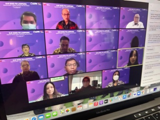 Otoritas Jasa Keuangan Lampung saat menggelar webinar terkait perusahaan pinjaman online