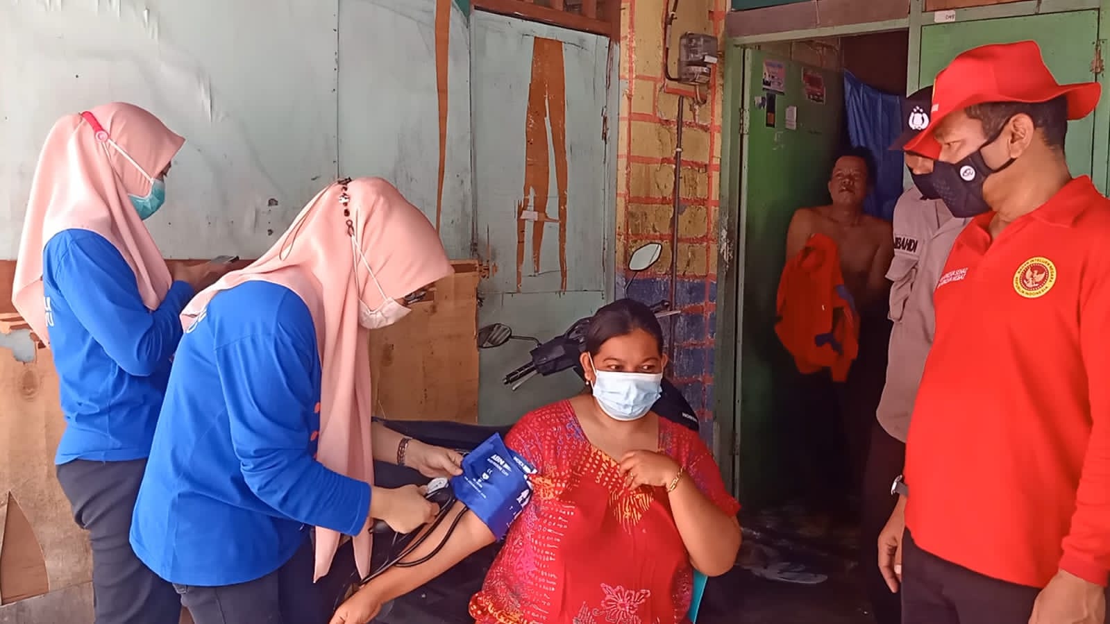 Binda Malut Gelar Vaksinasi Covid-19 Door to Door