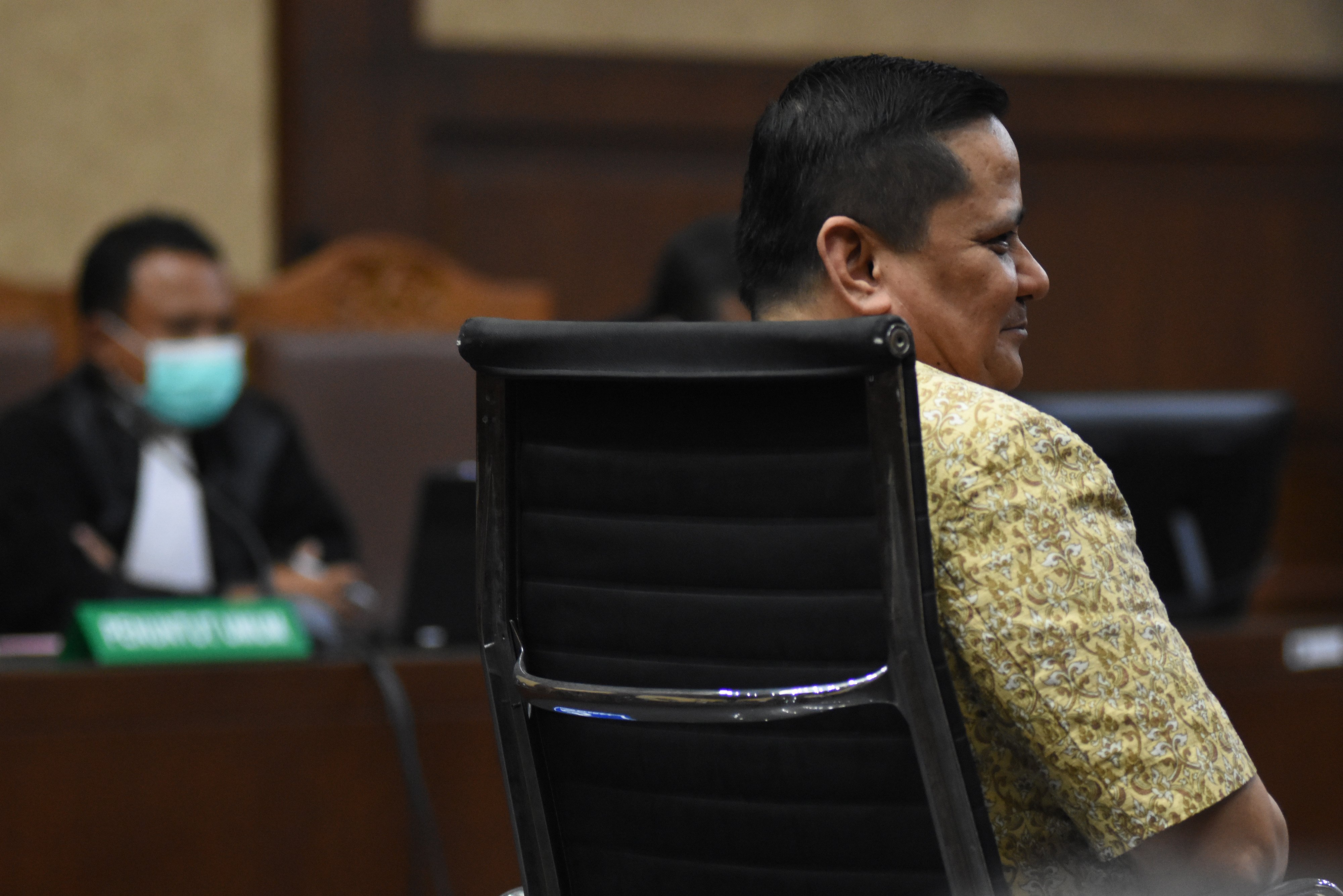 Irjen Napoleon Bonaparte saat duduk di kursi terdakwa kasus suap Djoko Tjandra