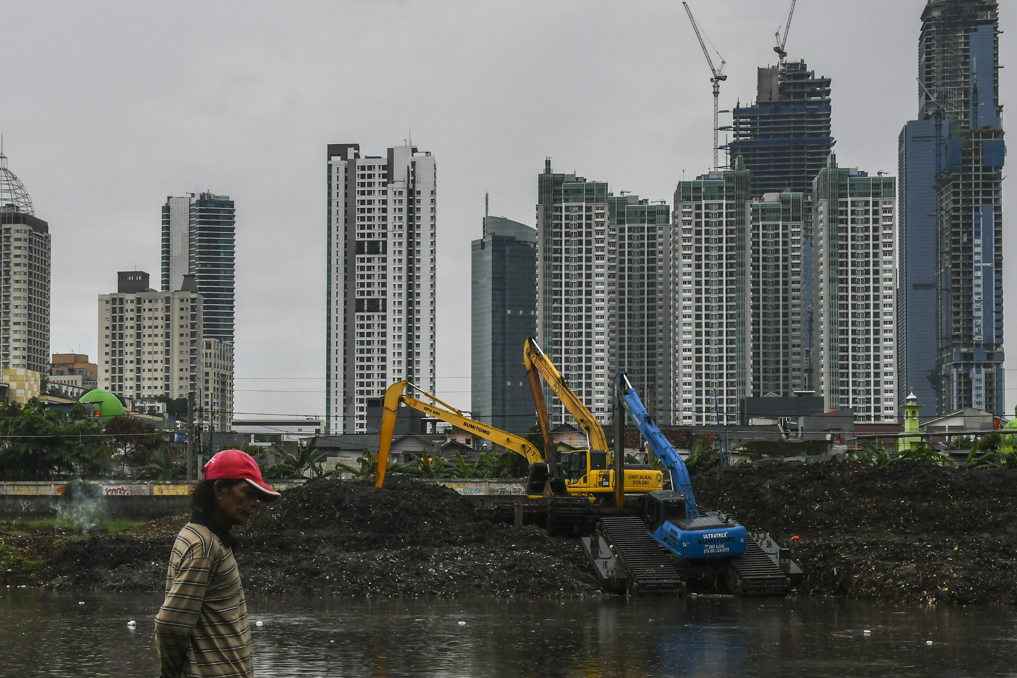 Suasana gedung perkantoran di Jakarta
