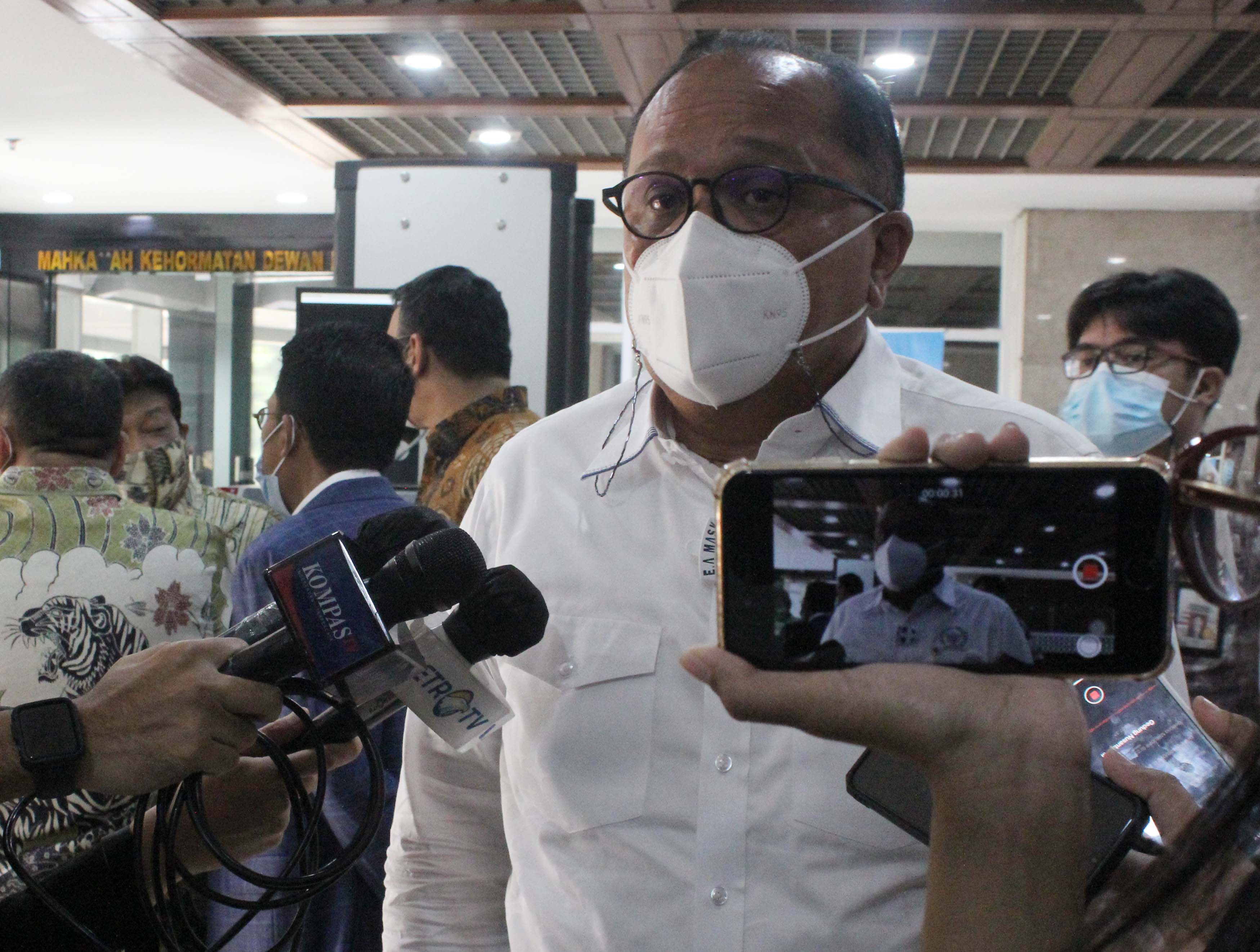 Wakil Ketua Komisi II DPR Junimart Girsang