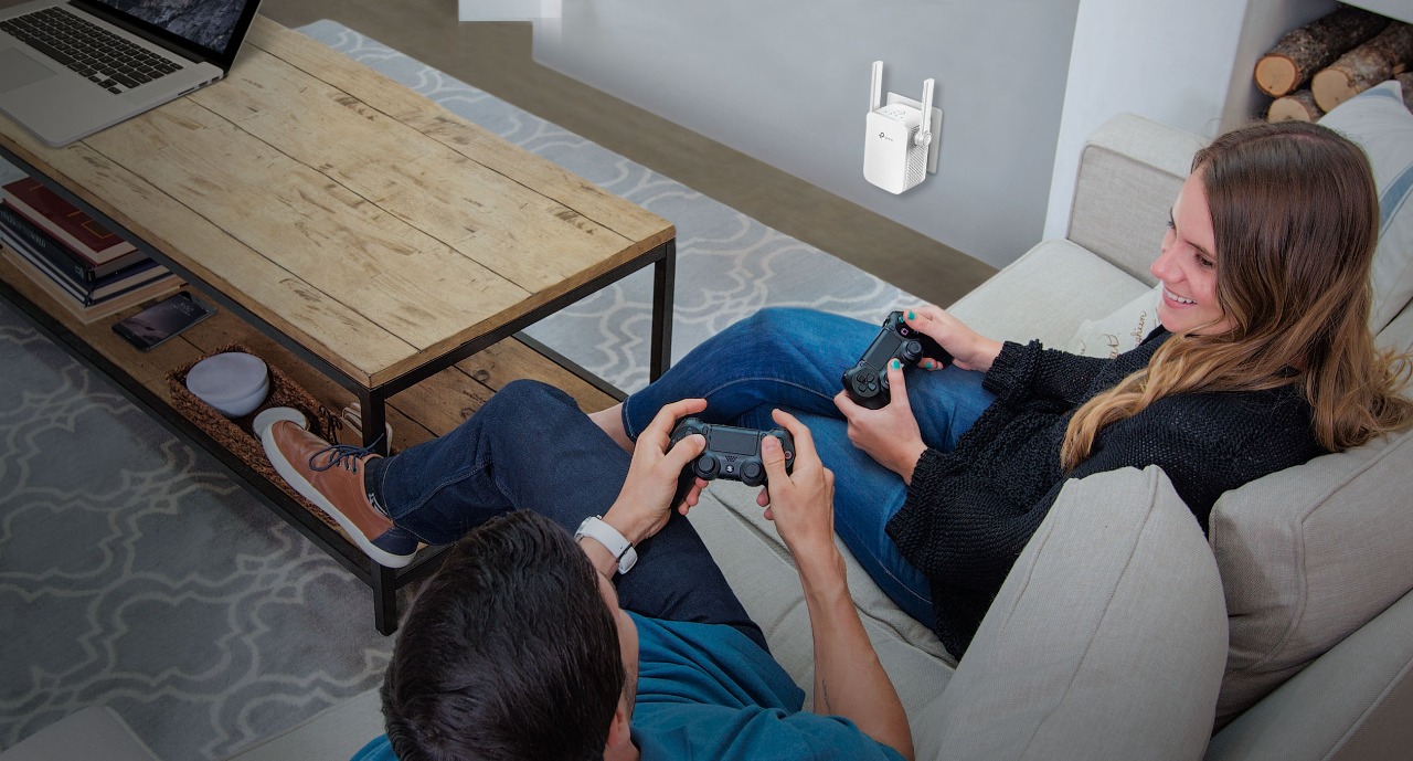 Tekonologi router dual banda bisa mengatasi zona yang tidak dapat dijangkau sinyal Wi-Fi. 