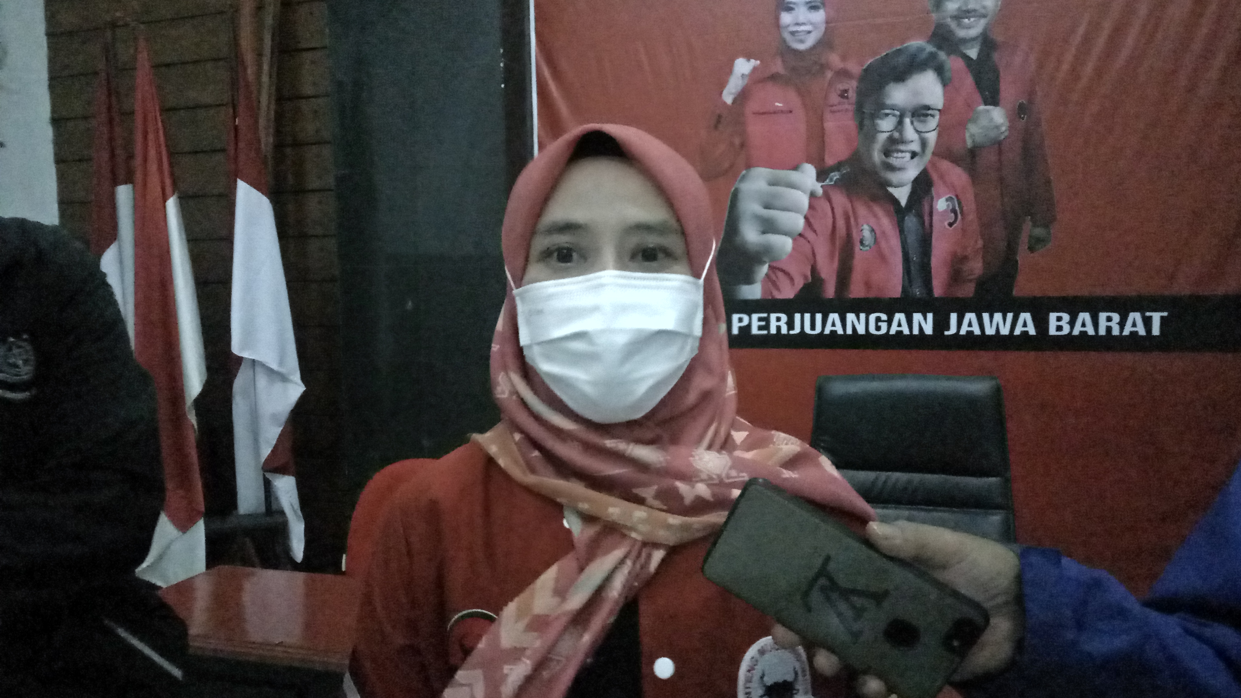 Ketua Banteng Muda Indonesia Jawa Barat Ineu Purwadewi Sundari