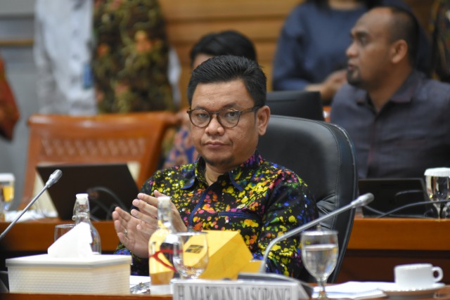 Umrah Bagi RI Dibuka Lagi, DPR Minta Pemerintah Jamin Prokes Calon Jemaah