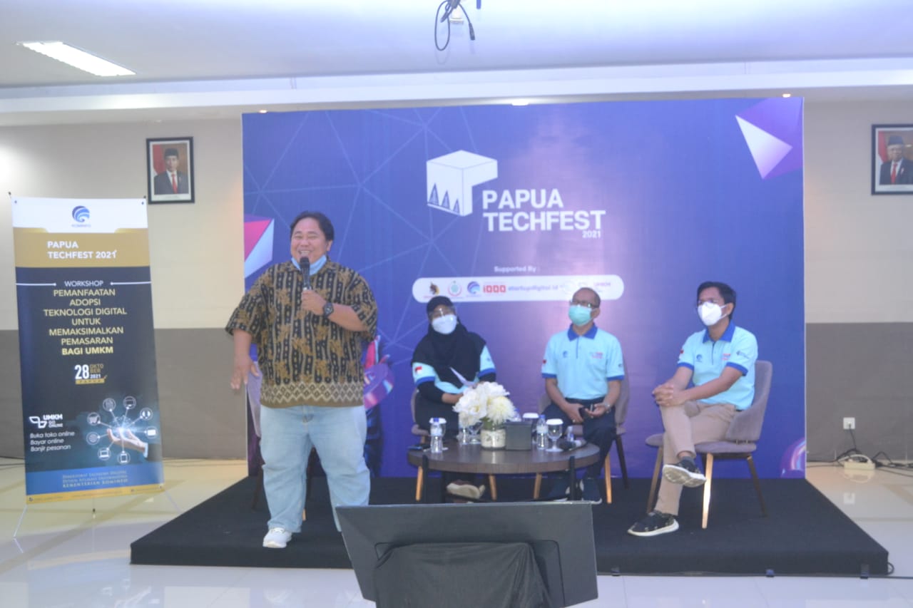 Bimtek Adopsi Teknologi Digital untuk Memperluas Pasar digelar pada rangkaian Papua Techfes.