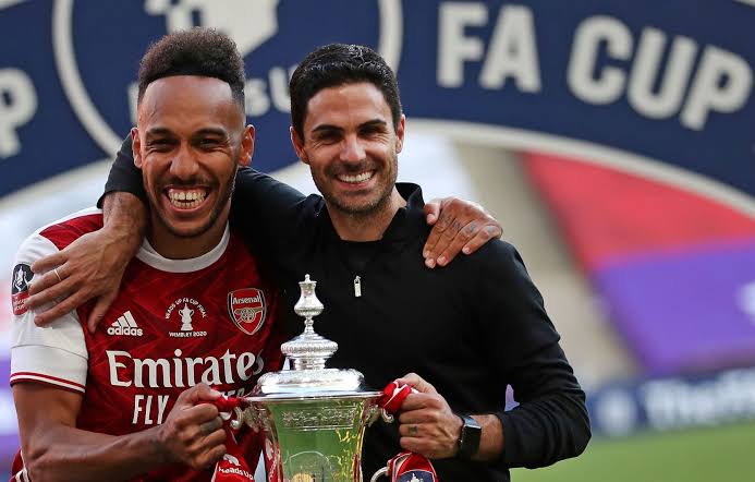 Pierre-Emerick Aubameyang dan Mikel Arteta