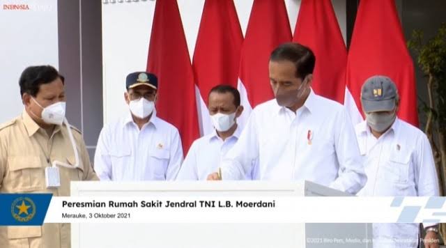 Presiden Joko Widodo (Jokowi) meresmikan RS Jenderal TNI LB Moerdani, Merauke, Papua