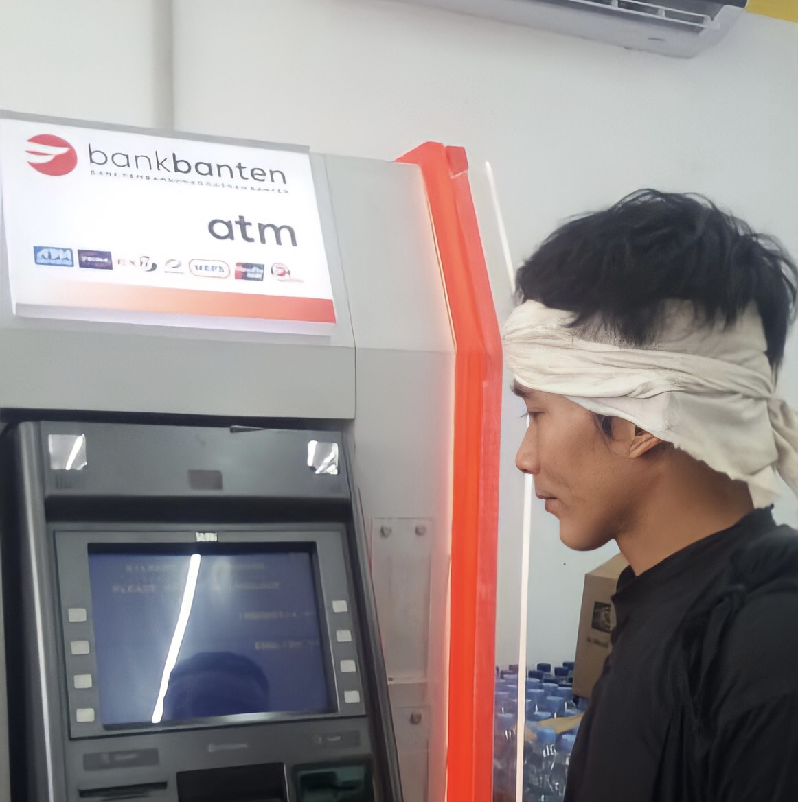 Ilustrasi Foto ATM Bank Banten di Lebak