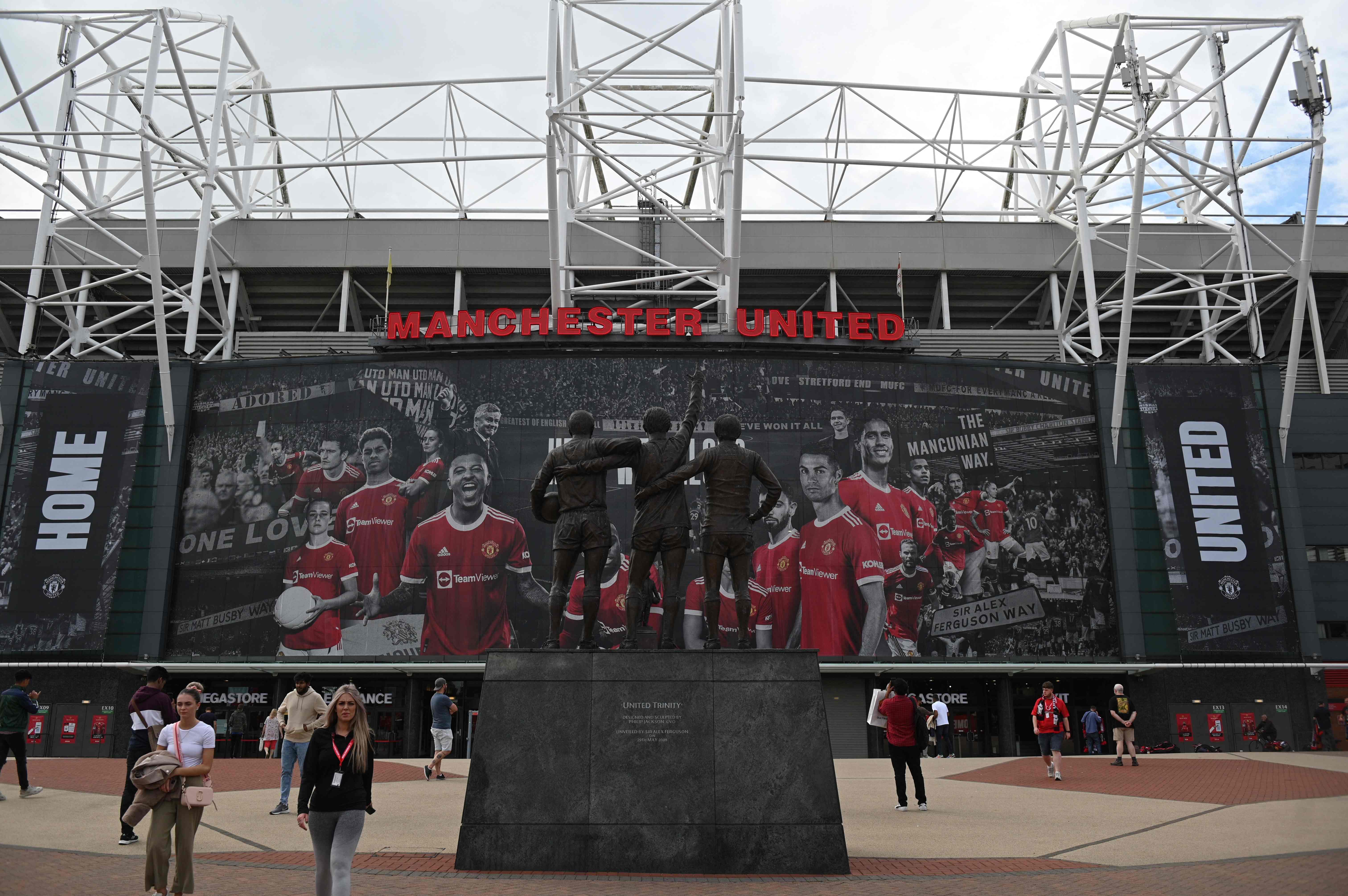 Keluarga Glazer Akan Jual Saham MU senilai Rp2,6 triliun