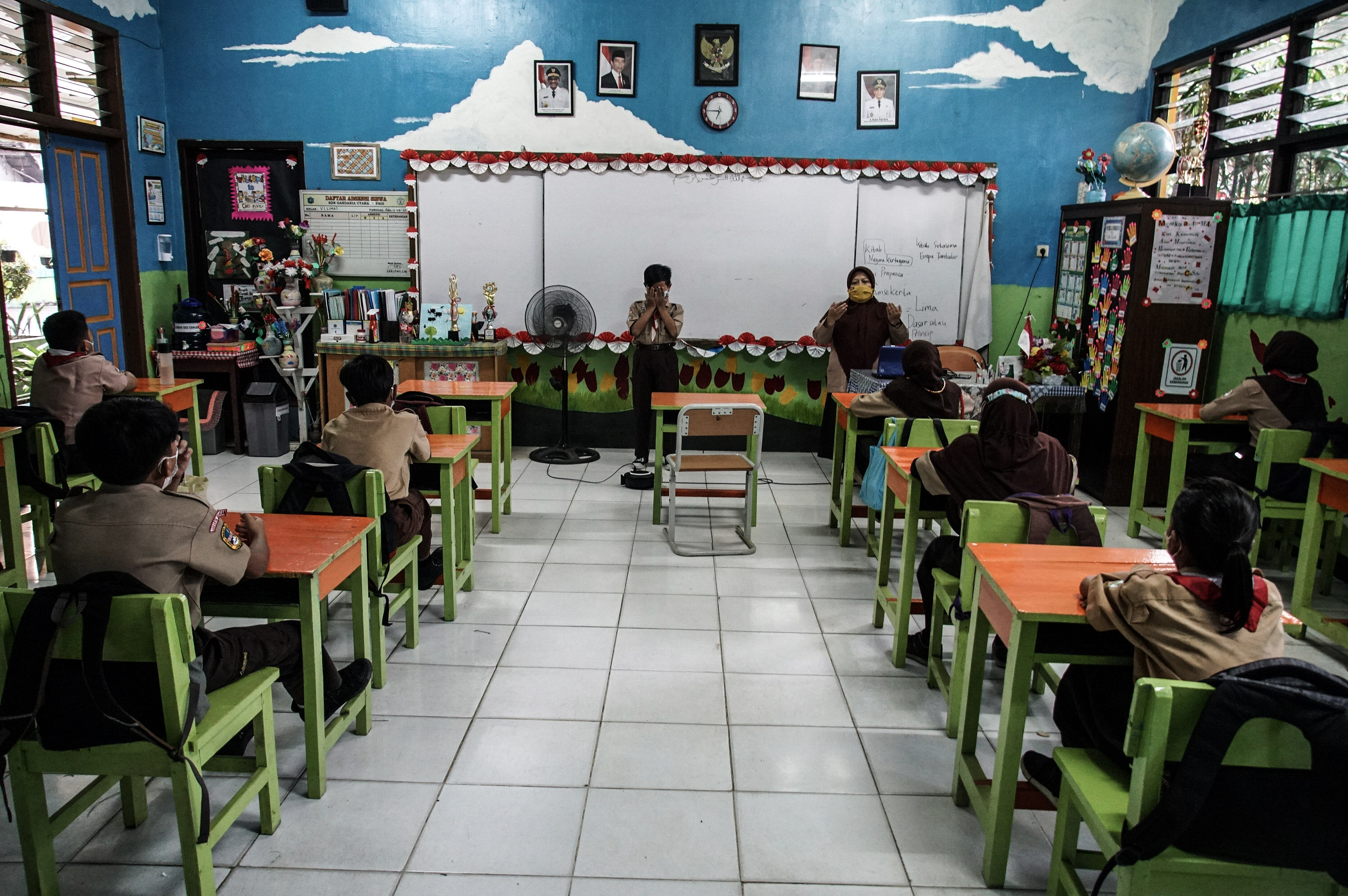 Pelajar di Kota Semarang sudah 100% divaksin Covid-19, Pemkot Semarang minta kelonggaran PTM.