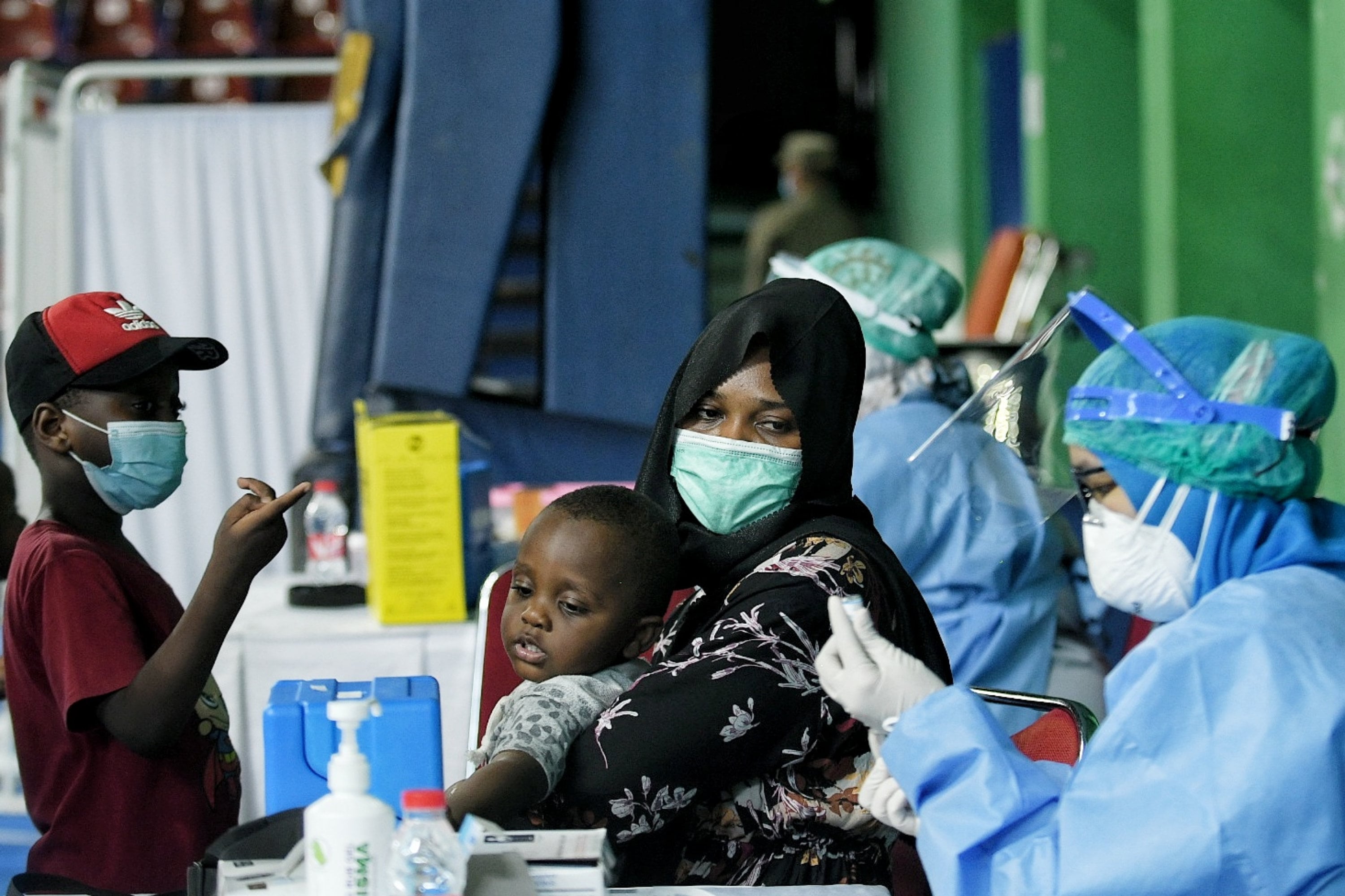 600 WNA Pencari Suaka di Jabodetabek Ikut Vaksinasi Covid-19 di Jakarta