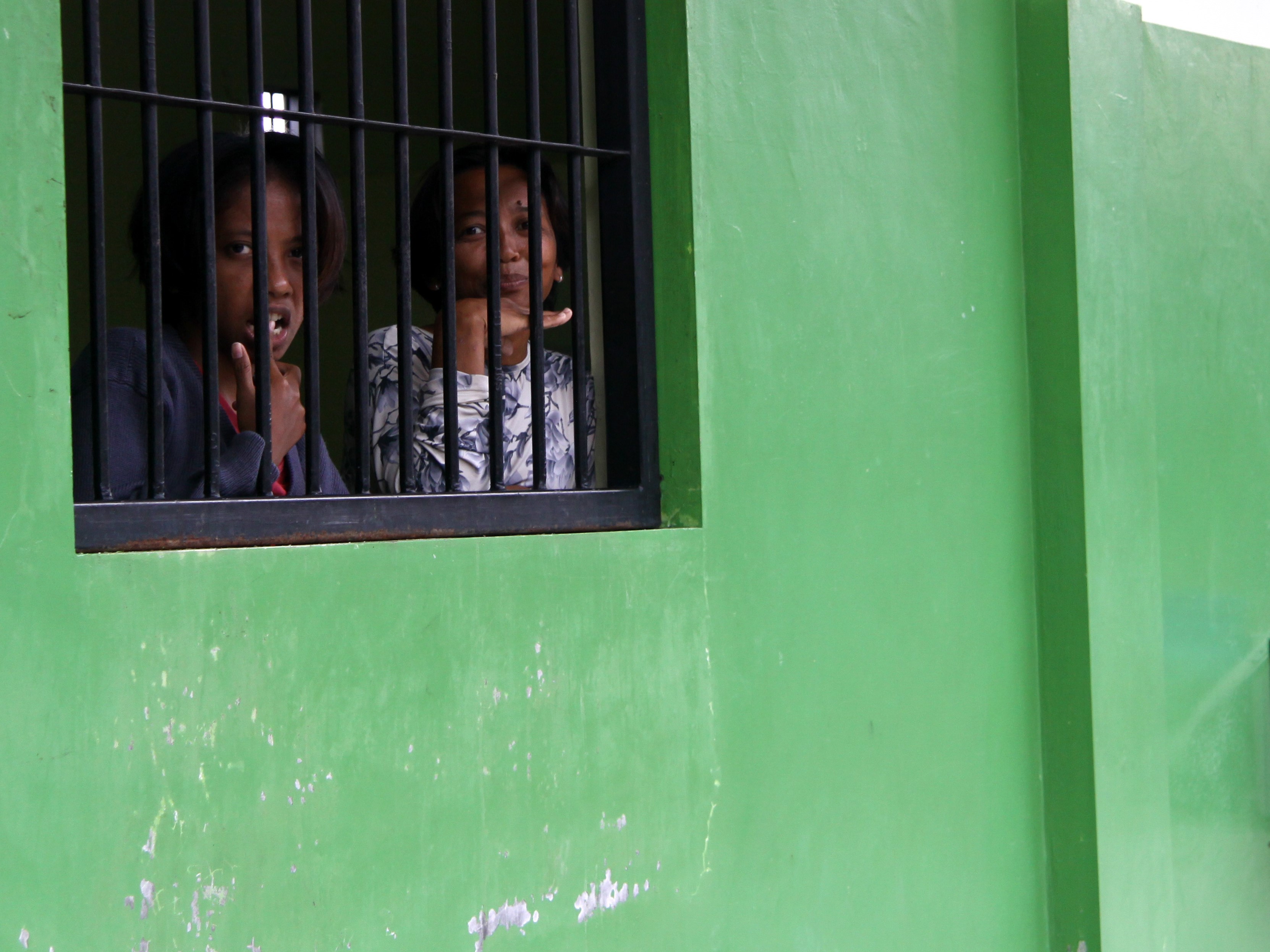 Penderita gangguan jiwa menjalani perawatan di tempat rehabilitasi Griya Cinta Kasih, Desa Sumbermulyo, Kecamatan Jogoroto, Jombang, Jatim.