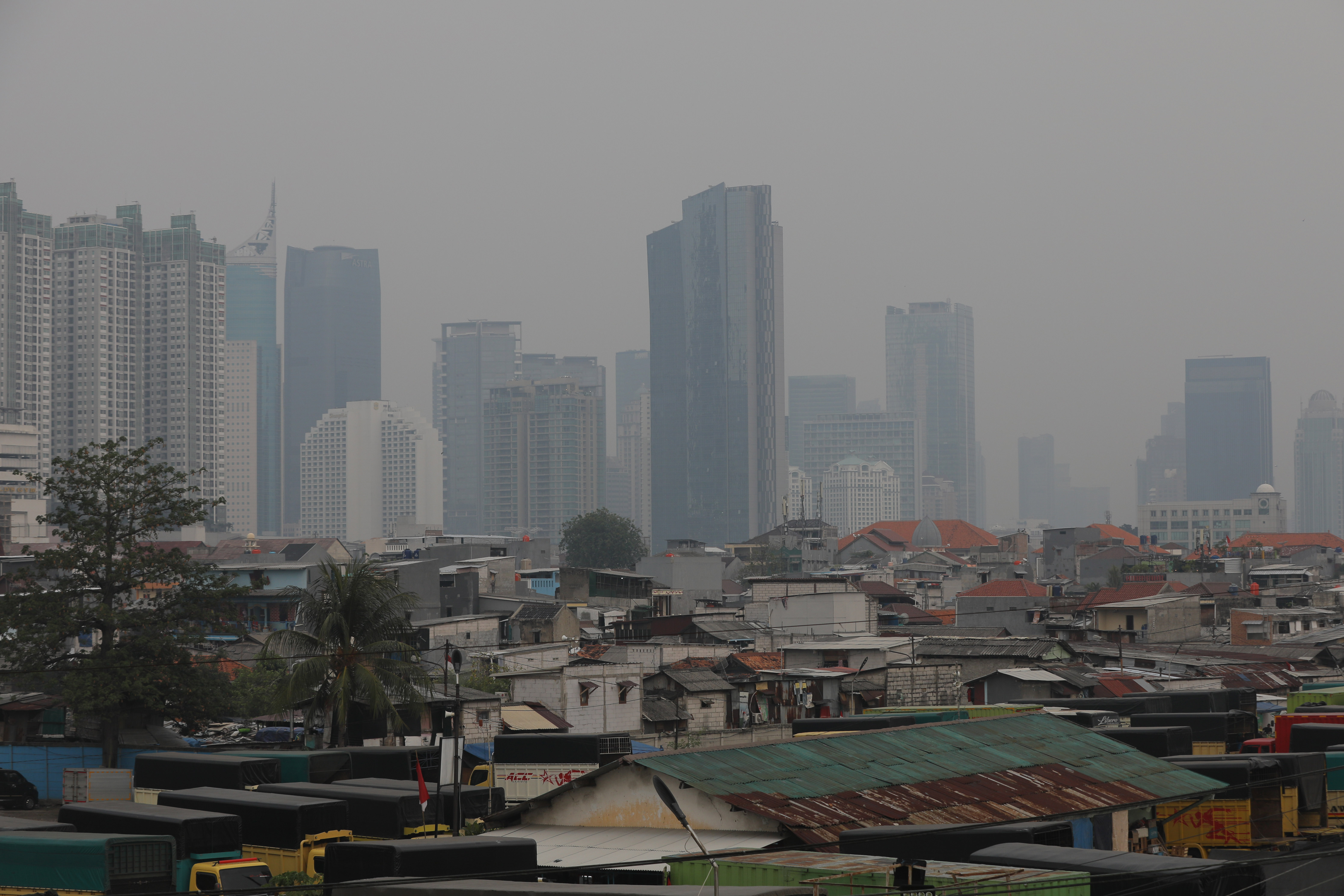Gedung pencakar langit di Jakarta