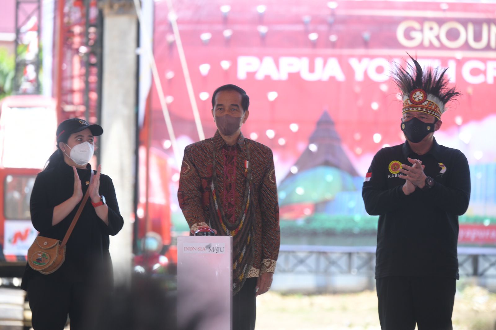 Jokowi Resmikan Ground Breaking Papua Youth Creative Hub