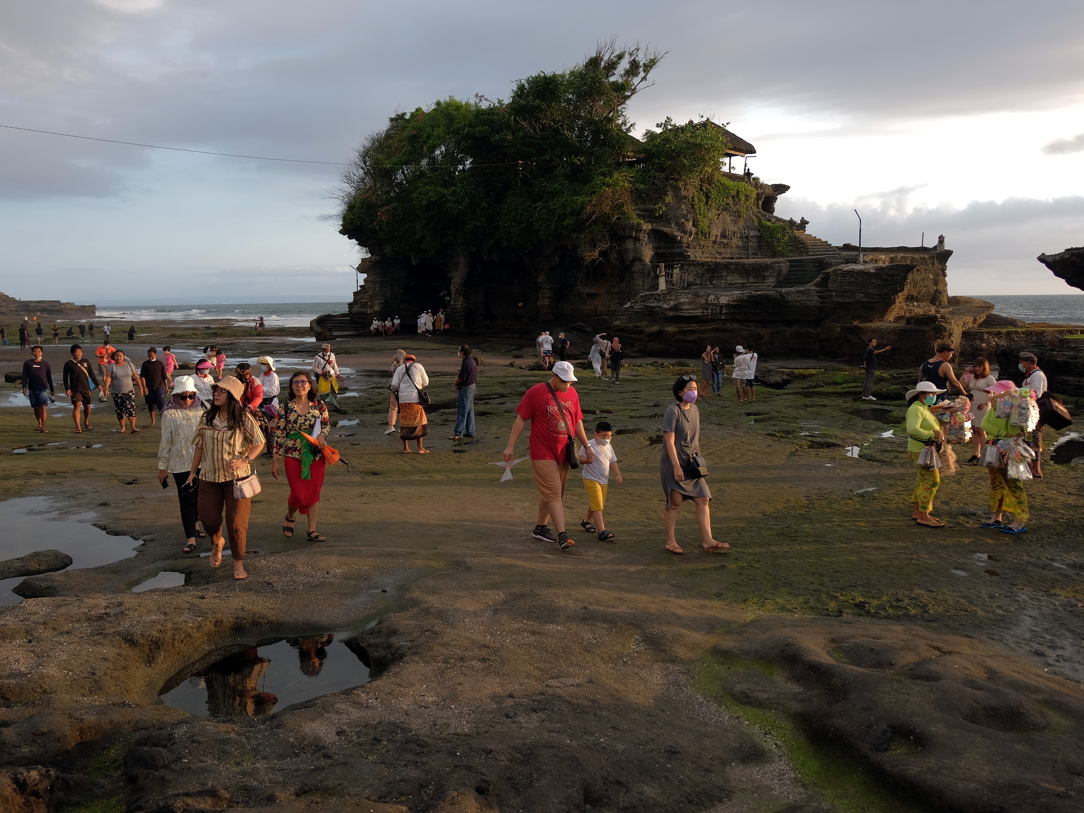 Pembukaan Pariwisata untuk Wisatawan Asing Butuh Pengawasan Ketat dan Konsisten