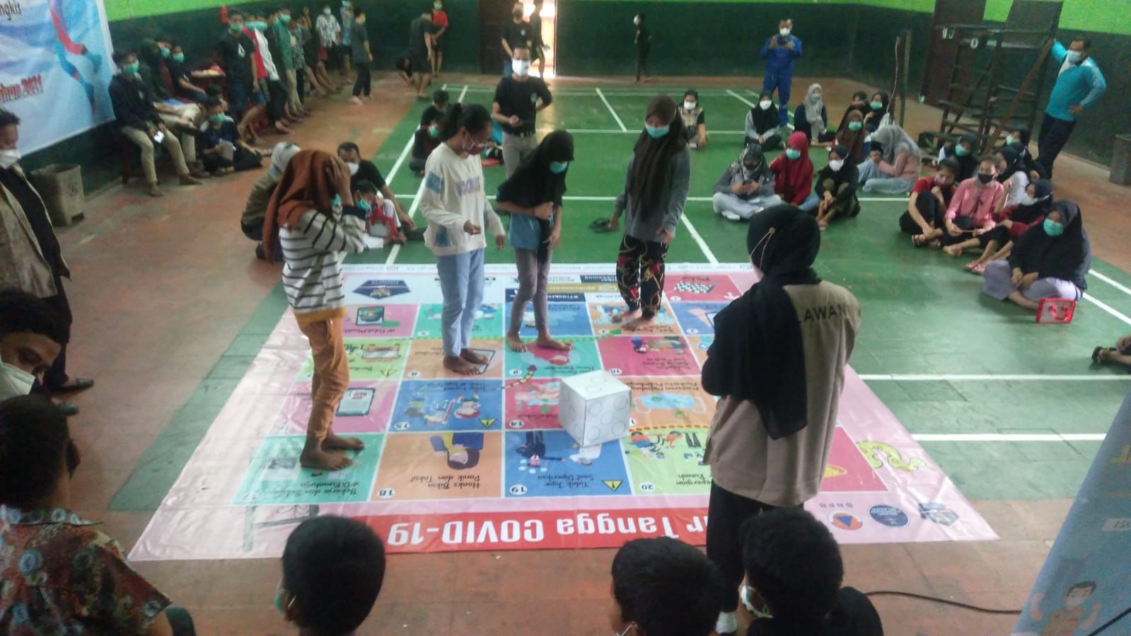 Kegiatan Peningkatan Kapasitas Relawan Layanan Dukungan Psikososial (LDP) secara serentak di tiga provinsi di Indonesia.