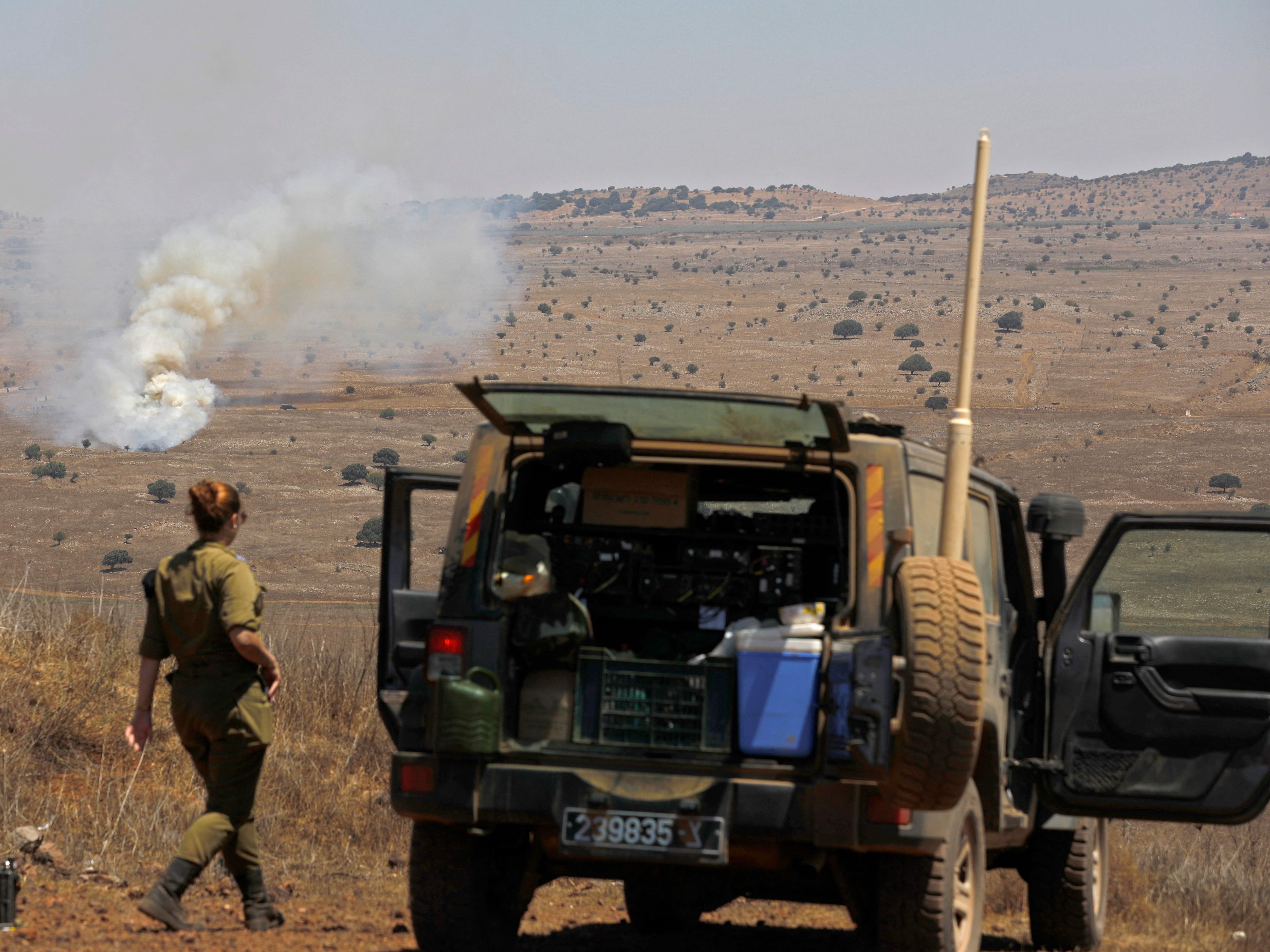 Tentara Israel mengikuti latihan militer di dekat perbatasan dengan Suriah di Dataran Tinggi Golan yang dicaplok Israel, 18 Agustus 2021.
