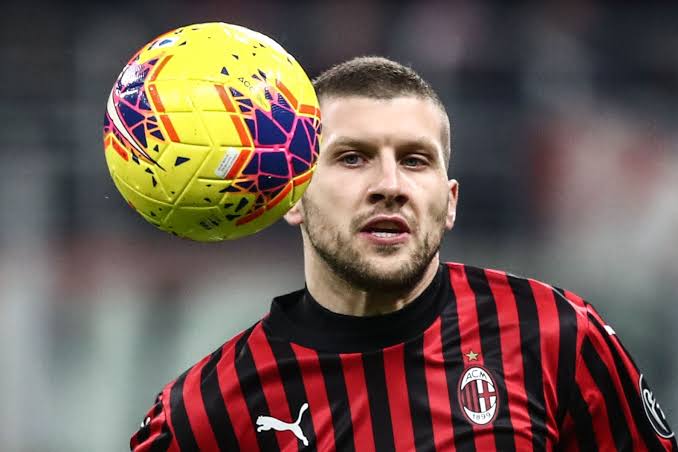 Ante Rebic Tambah Daftar Cedera Milan