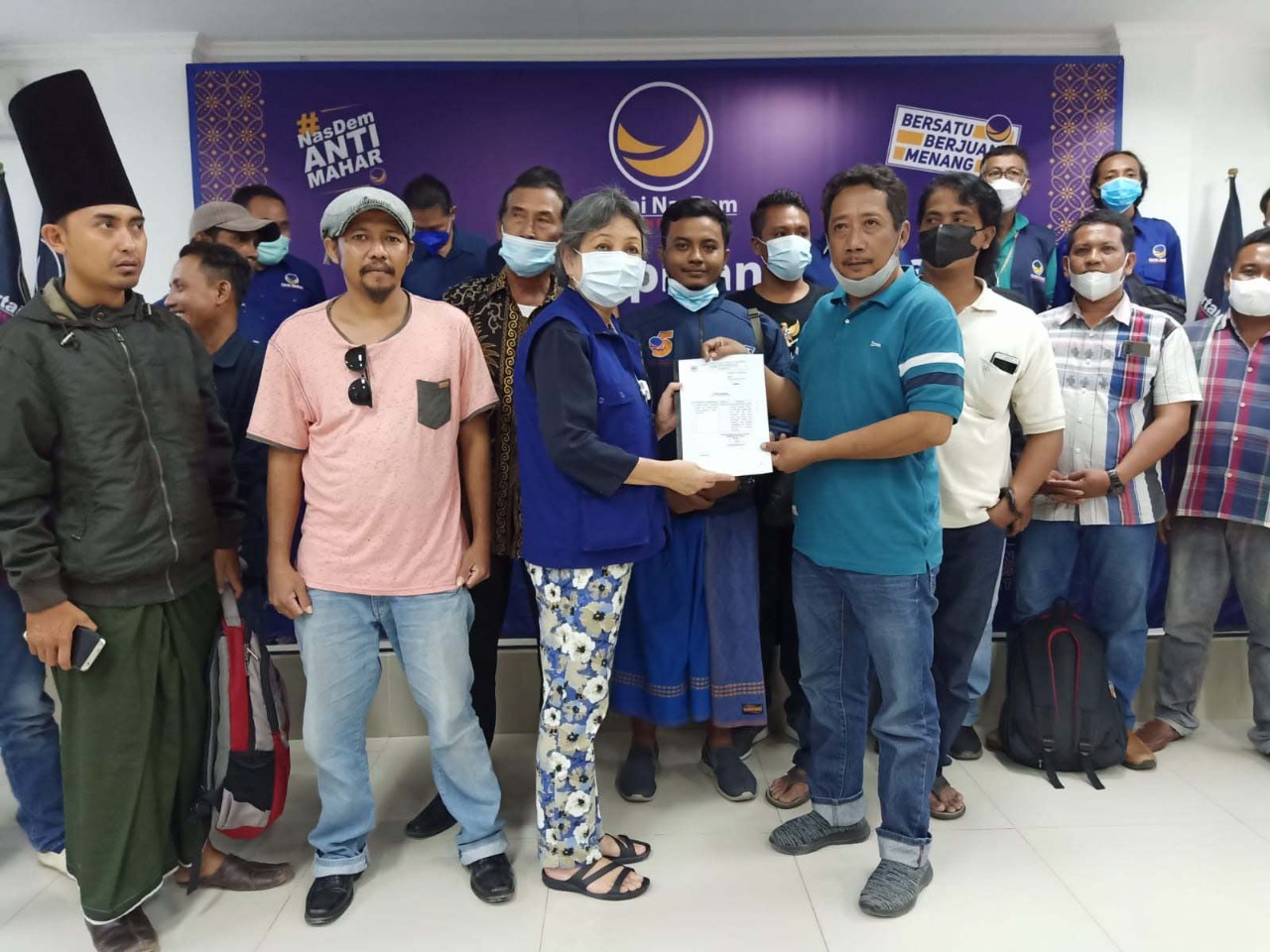 Terbebani PP 85/2021, Nelayan Mengadu ke Partai NasDem Jawa Timur