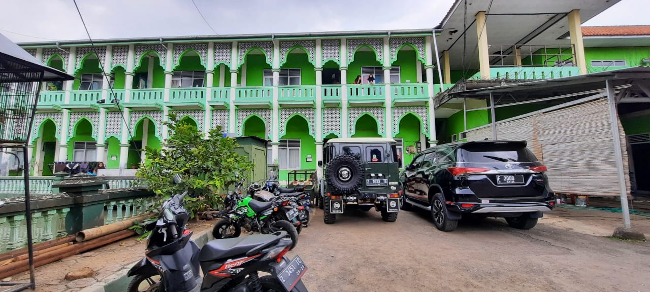 Bangunan Madrasah Tsanawiyah Harapan Baru, Ciamis.