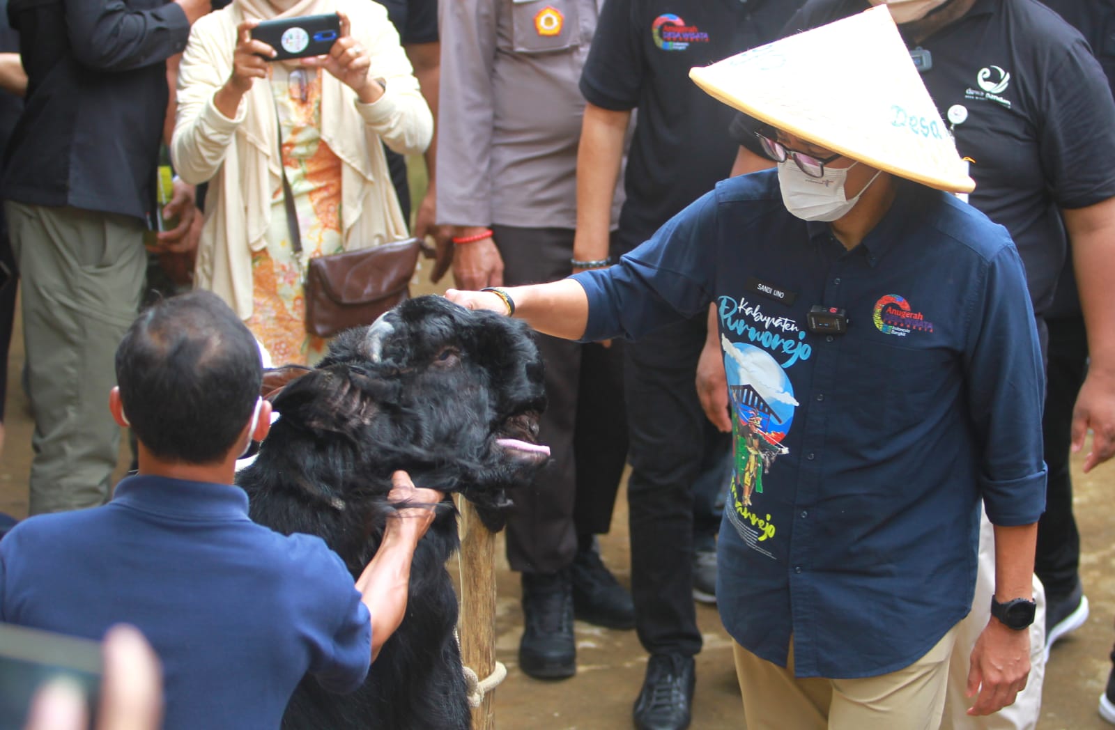 Menparekraf Sandiaga Uno melakukan kunjungan kerja ke Desa Wisata Pandanrejo, Kecamatan Kaligesing, Kabupaten Purworejo, Jateng. 