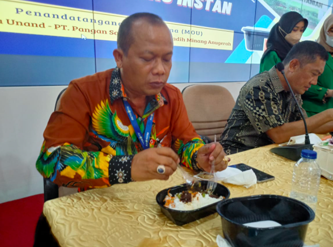 PT Pangansari Utama Saling Sinergi Kembangkan Nasi Padang Instan