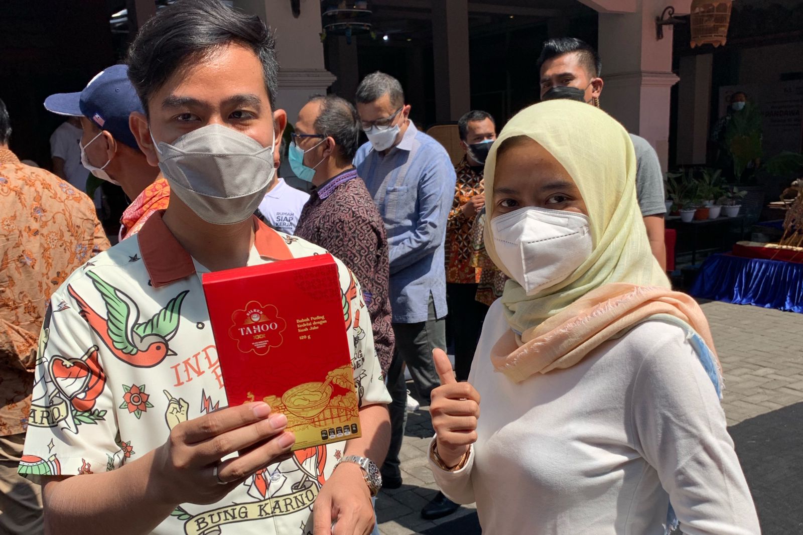 Produk kembang tahu instan